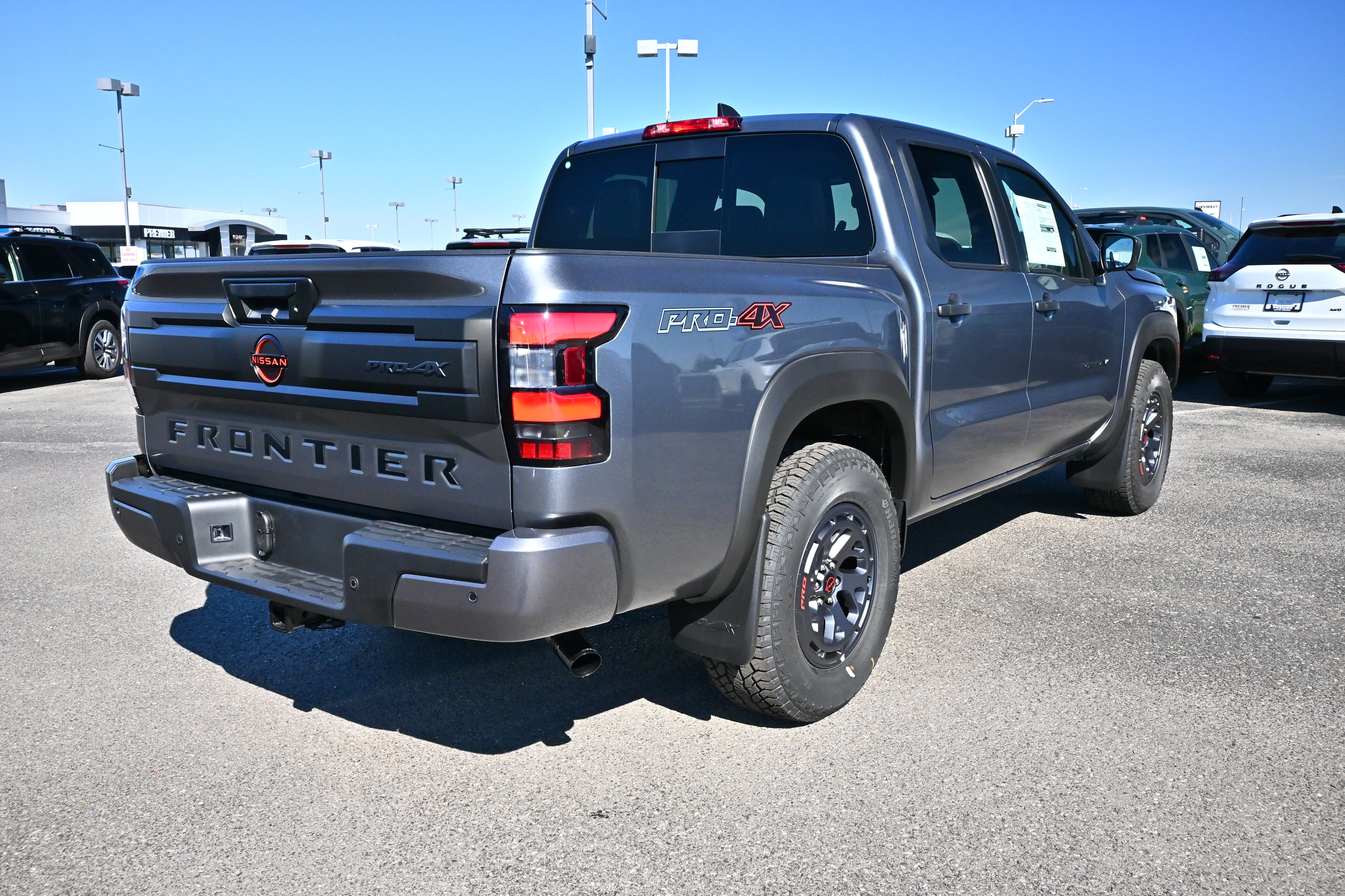 2027 Nissan Frontier Crew Cab PRO-4X®