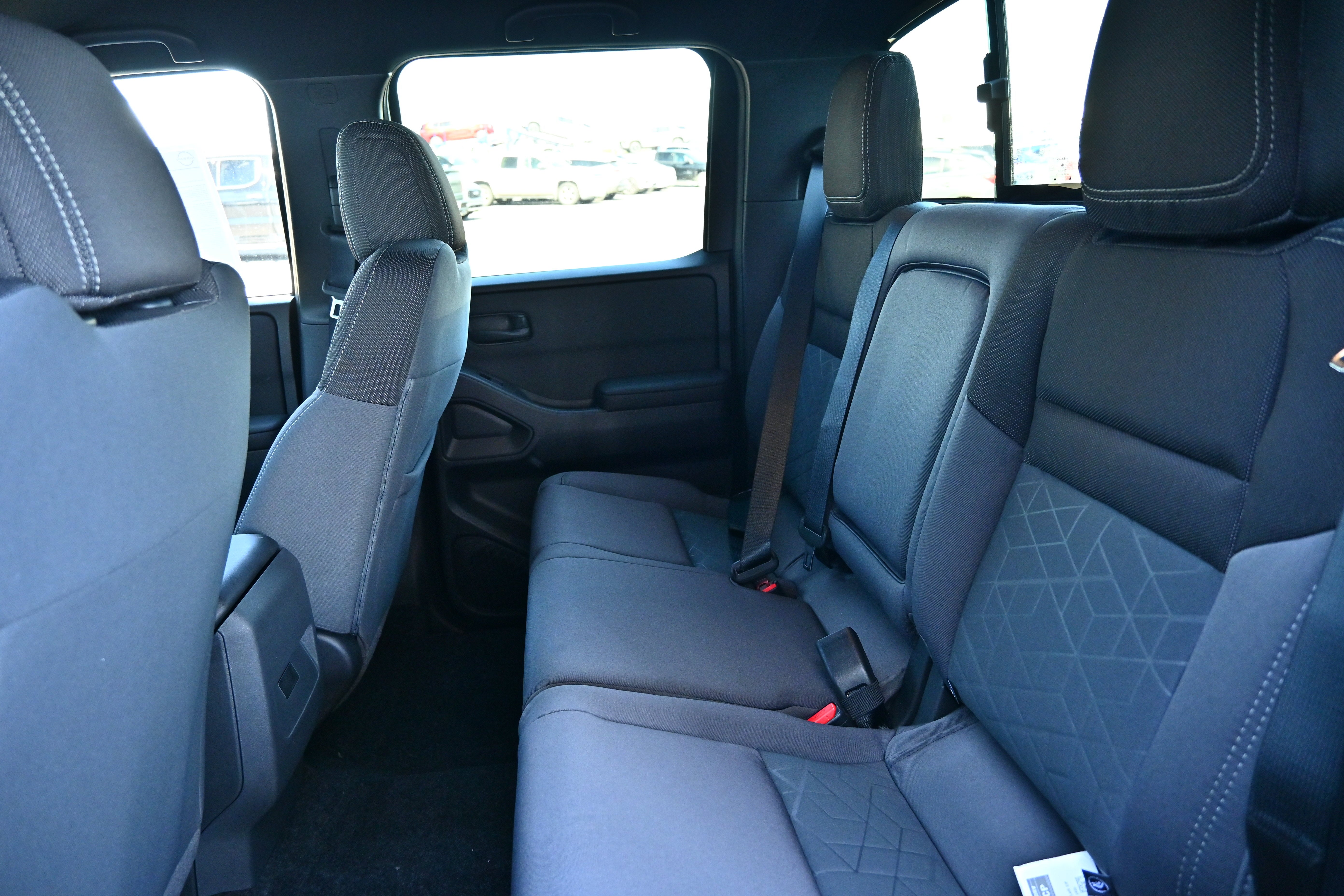 2027 Nissan Frontier Crew Cab SV