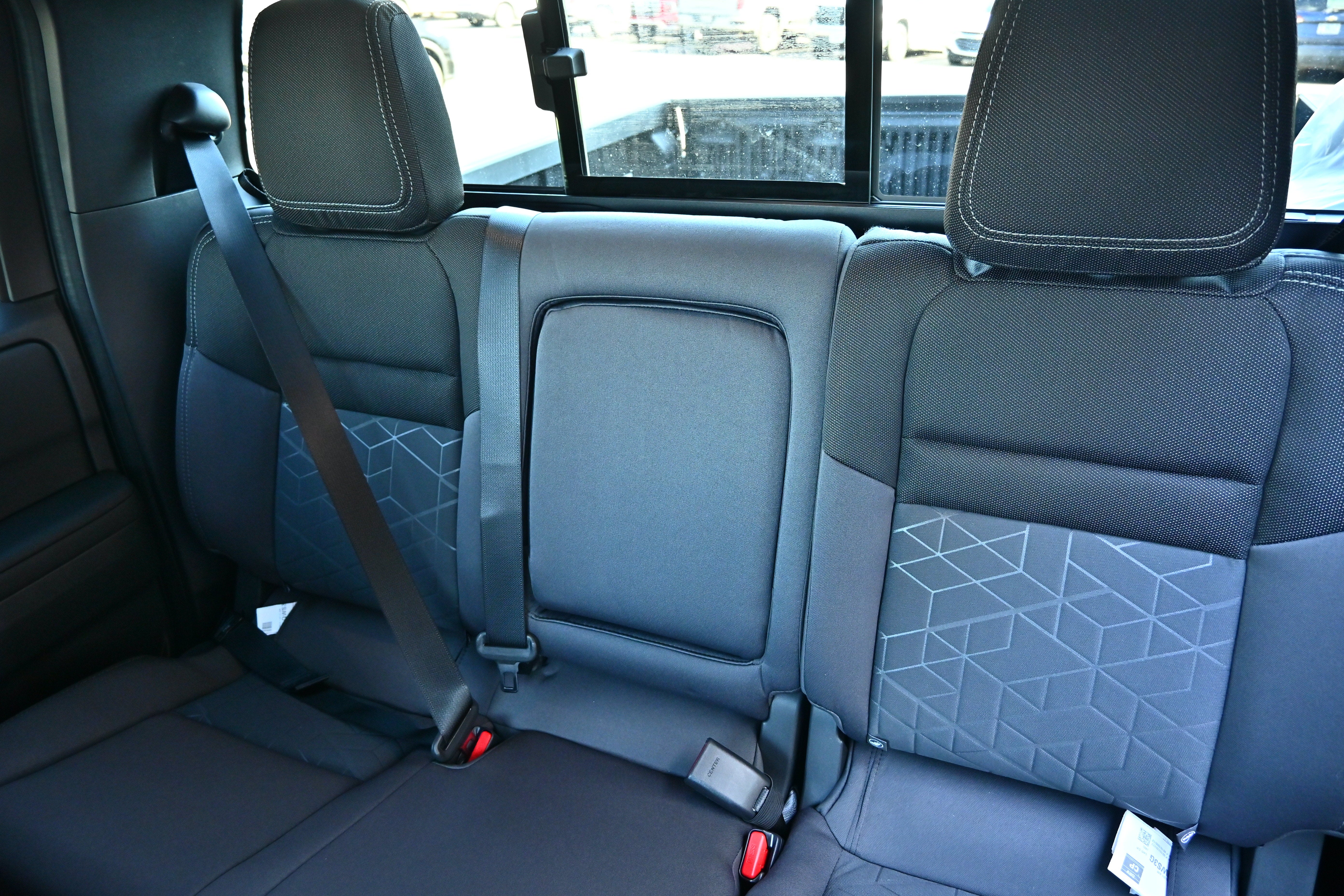 2027 Nissan Frontier Crew Cab SV