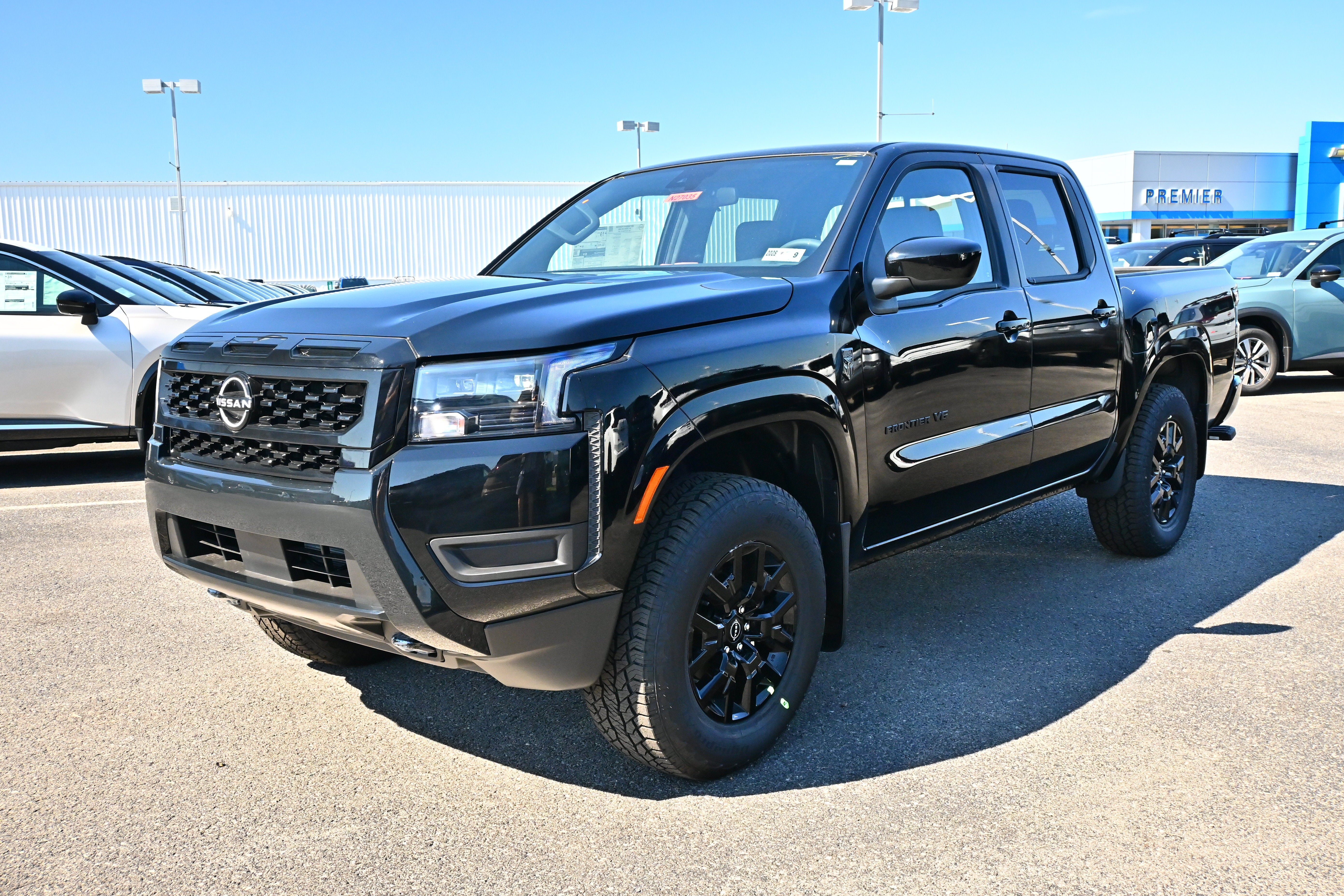 2027 Nissan Frontier Crew Cab SV
