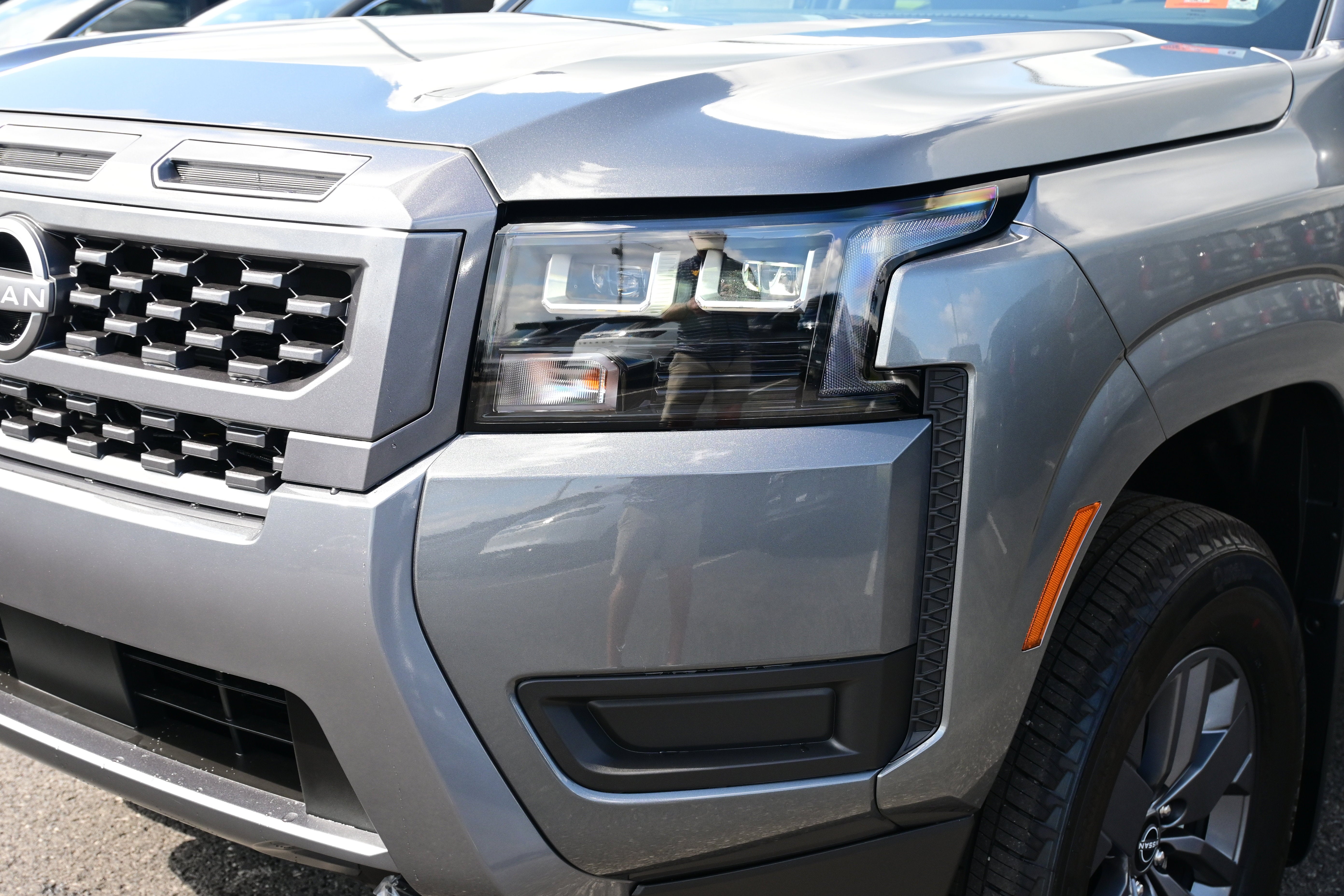 2026 Nissan Frontier Crew Cab SV