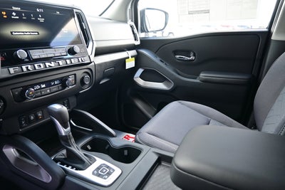 2026 Nissan Frontier Crew Cab SV