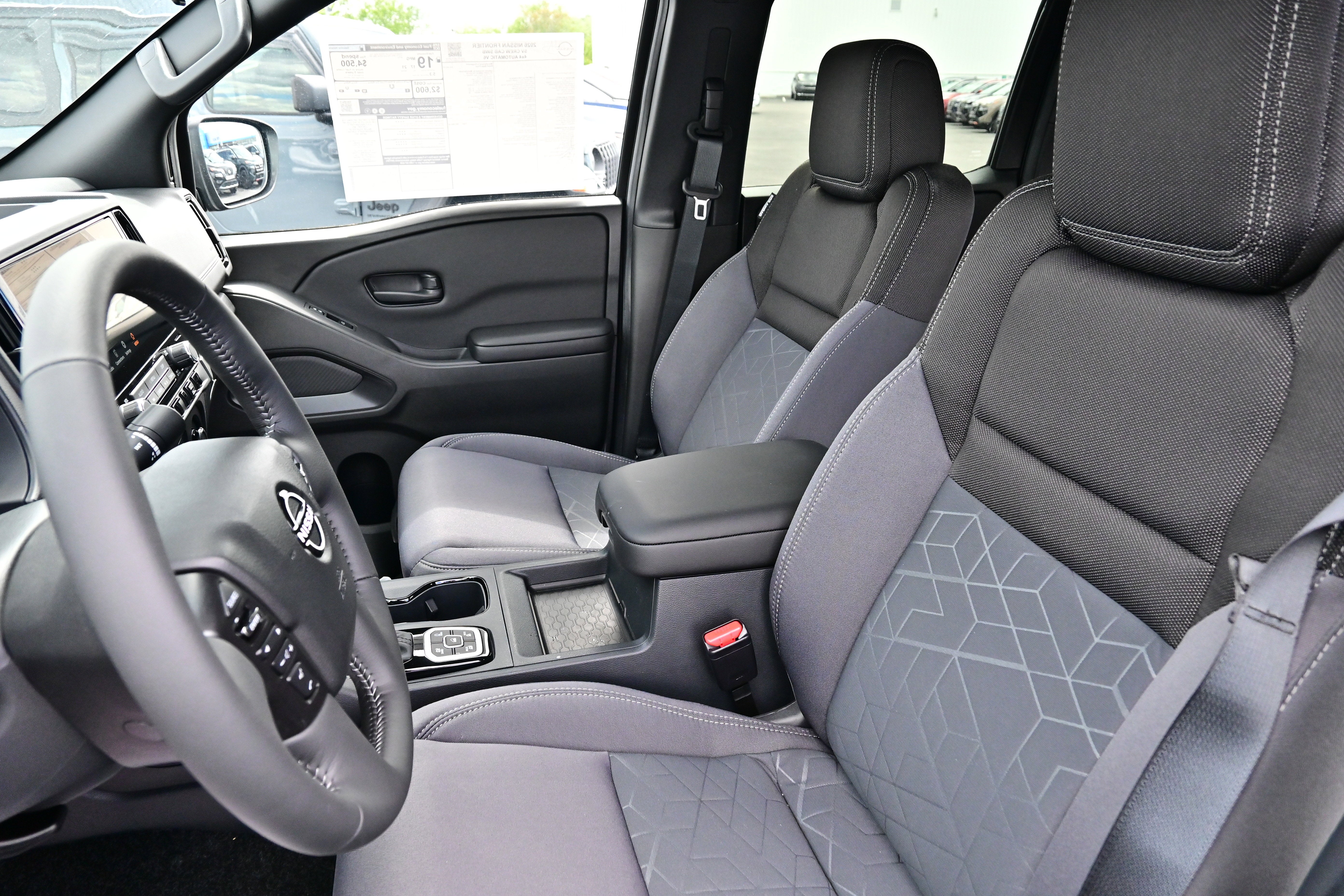 2026 Nissan Frontier Crew Cab SV