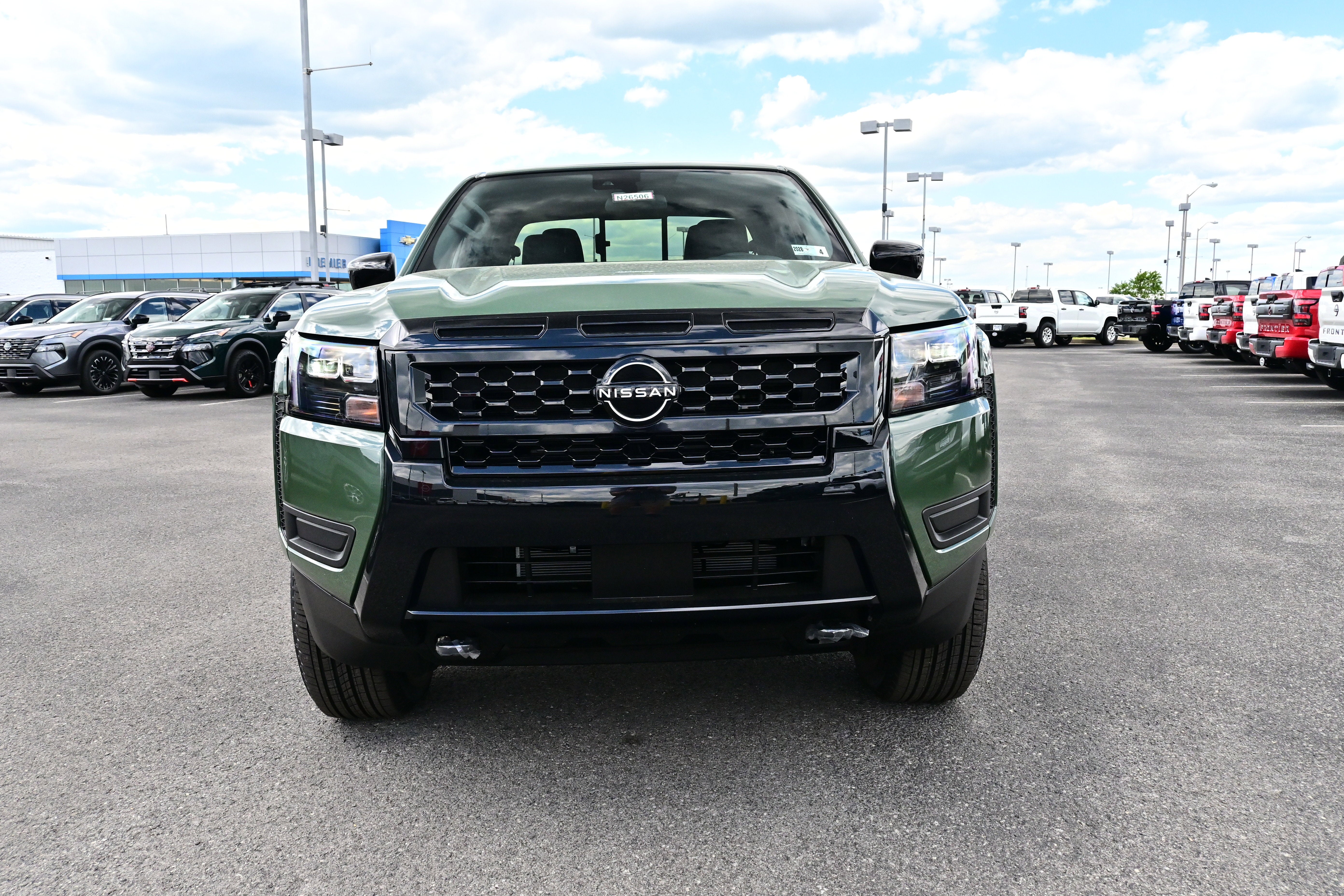 2026 Nissan Frontier Crew Cab SV
