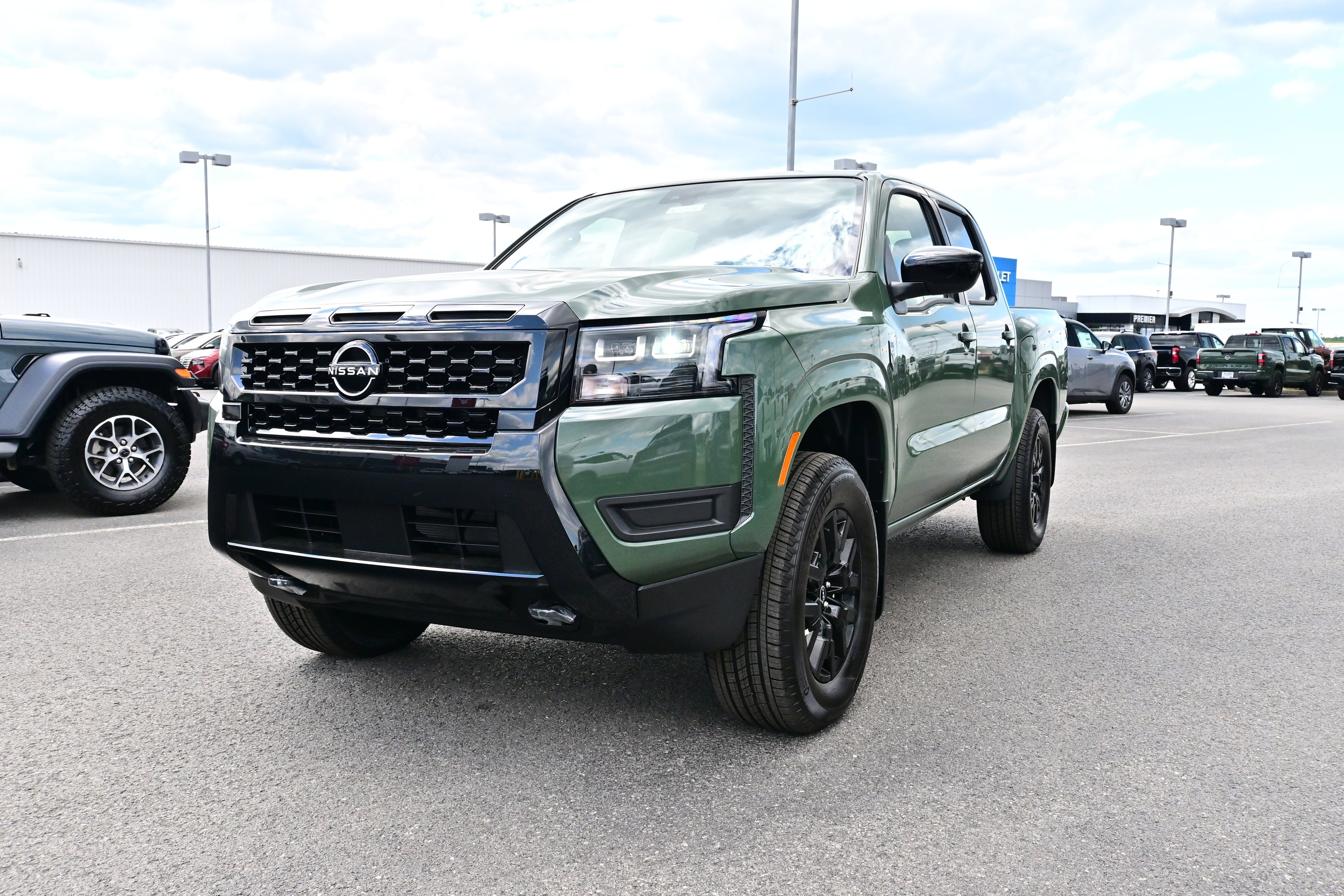 2026 Nissan Frontier Crew Cab SV