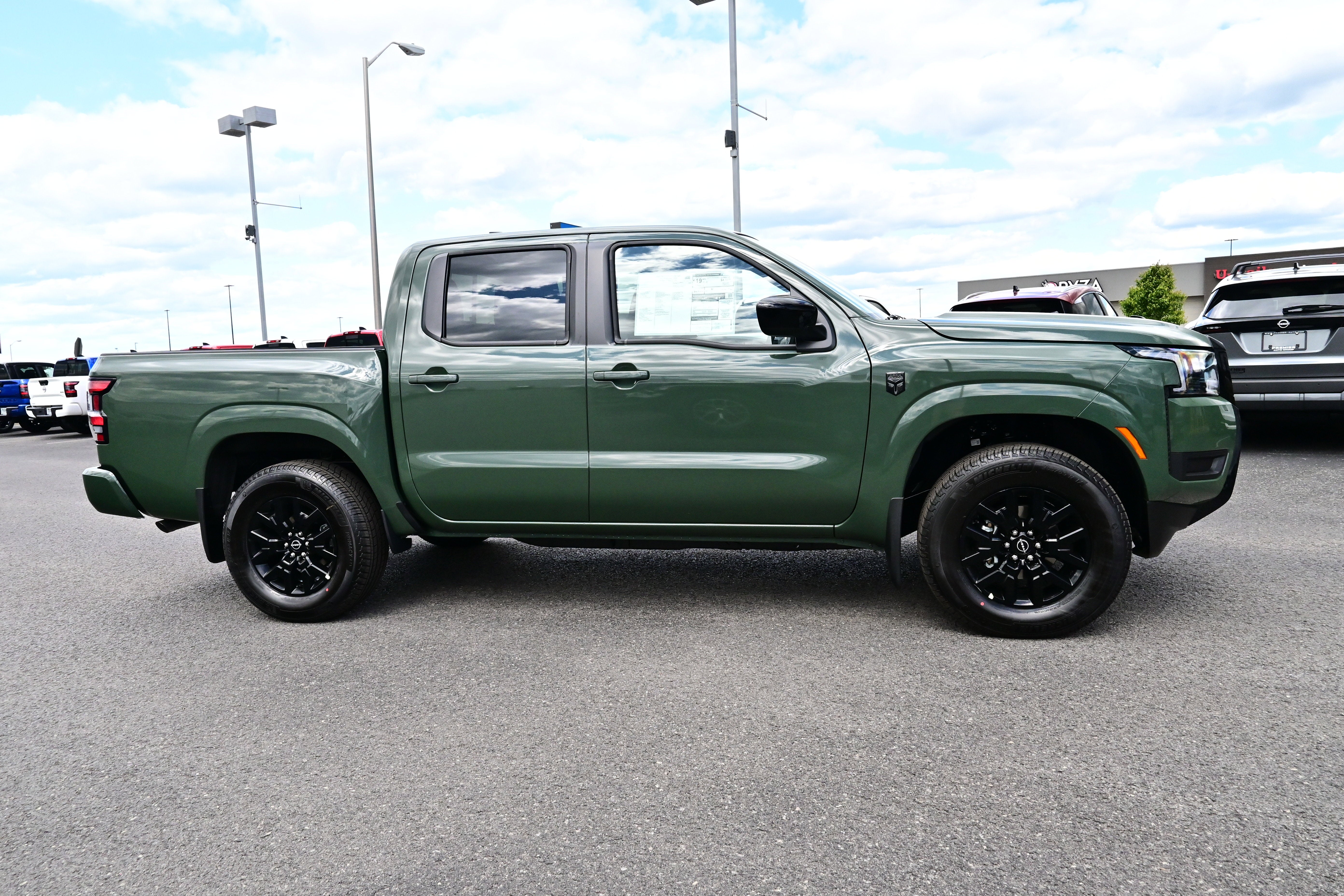 2026 Nissan Frontier Crew Cab SV