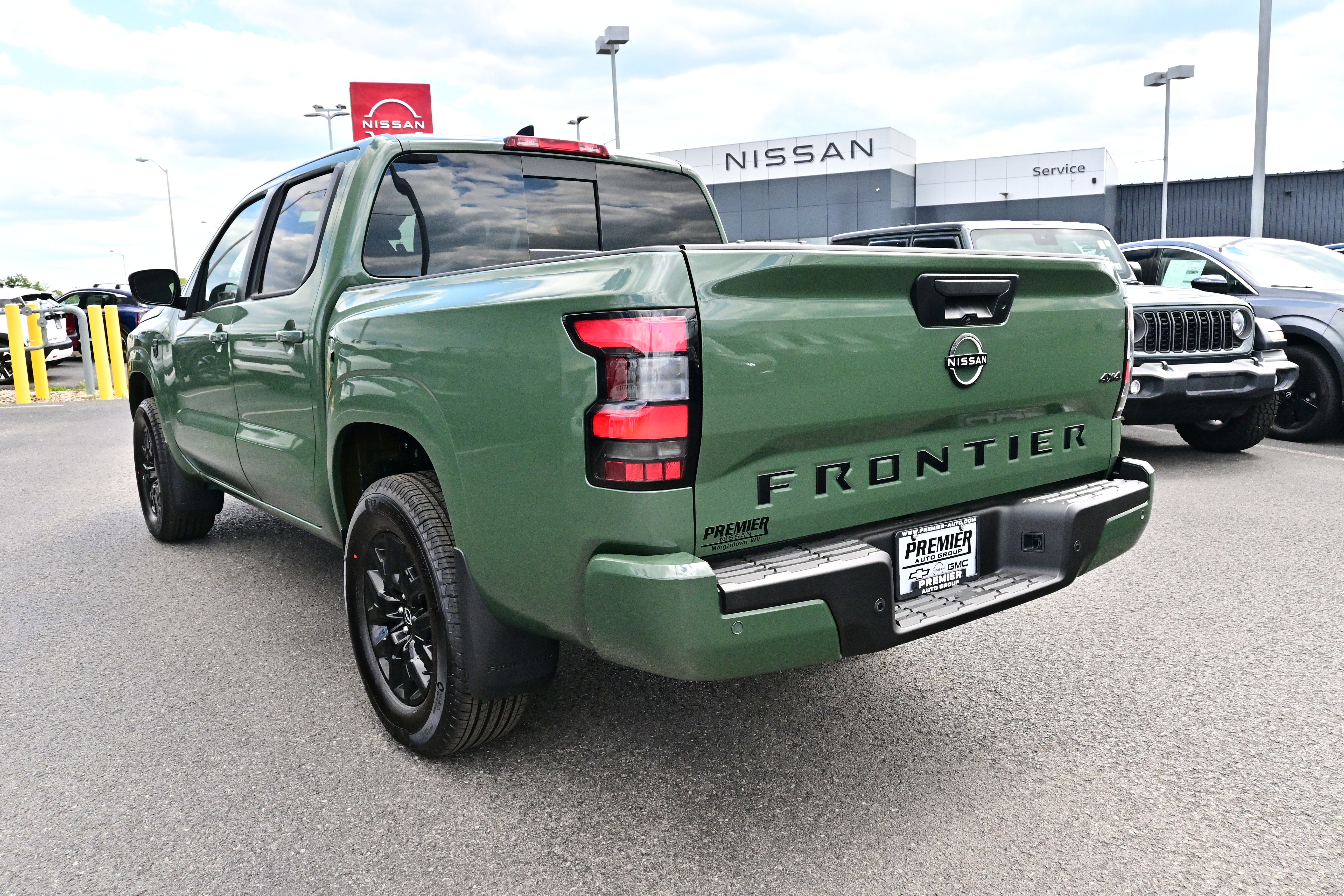 2026 Nissan Frontier Crew Cab SV