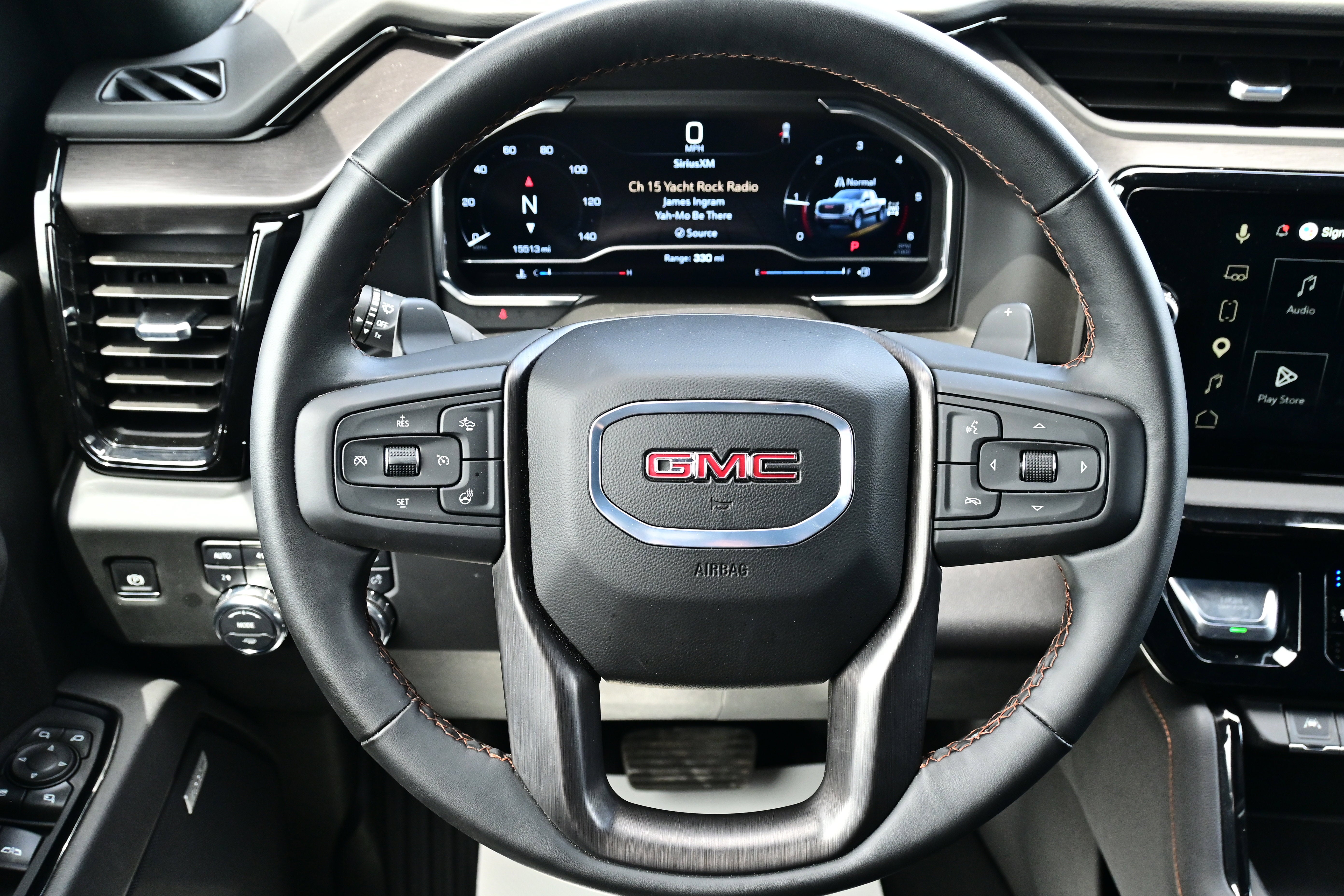 2025 GMC Sierra 1500 AT4