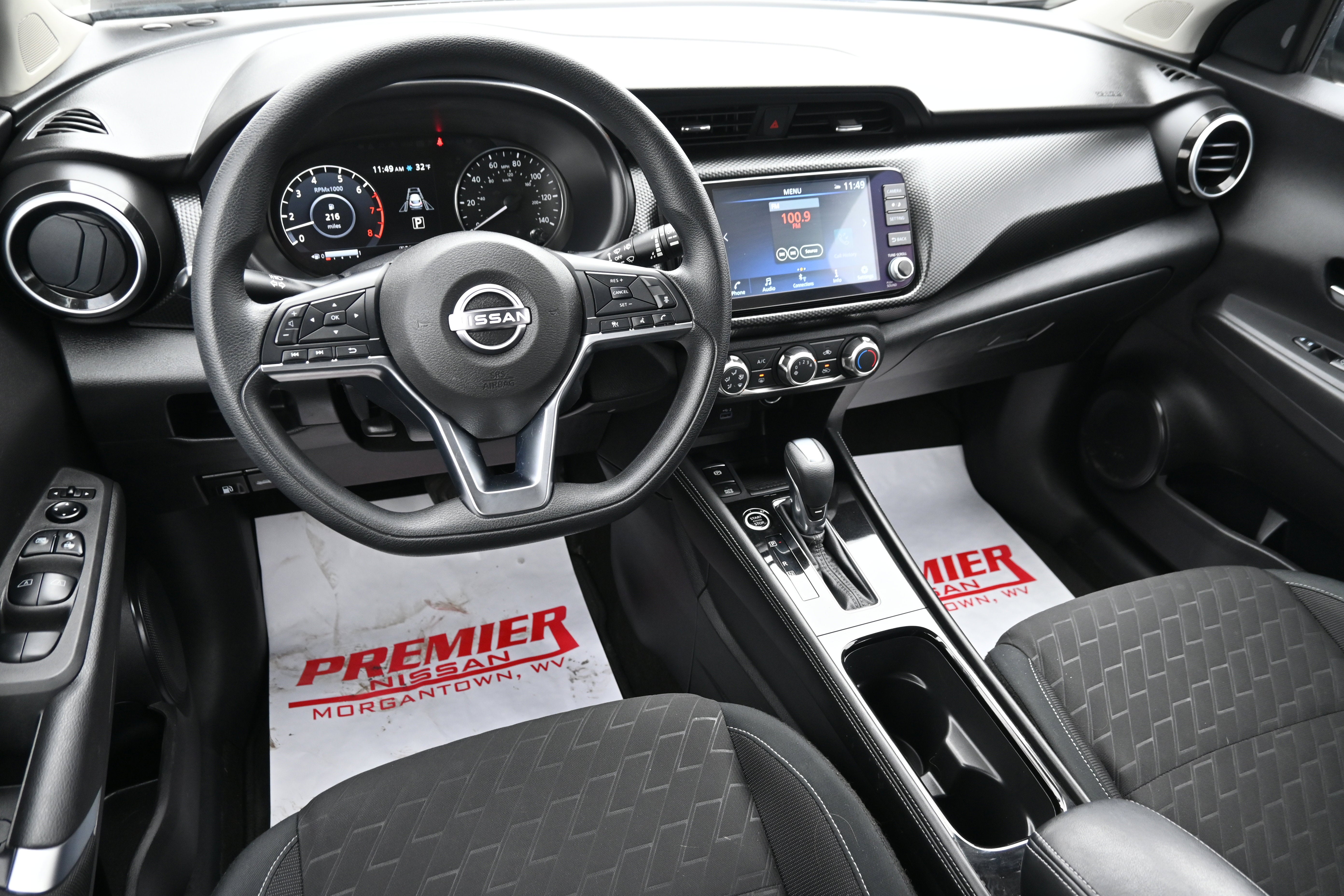 2024 Nissan Kicks SV