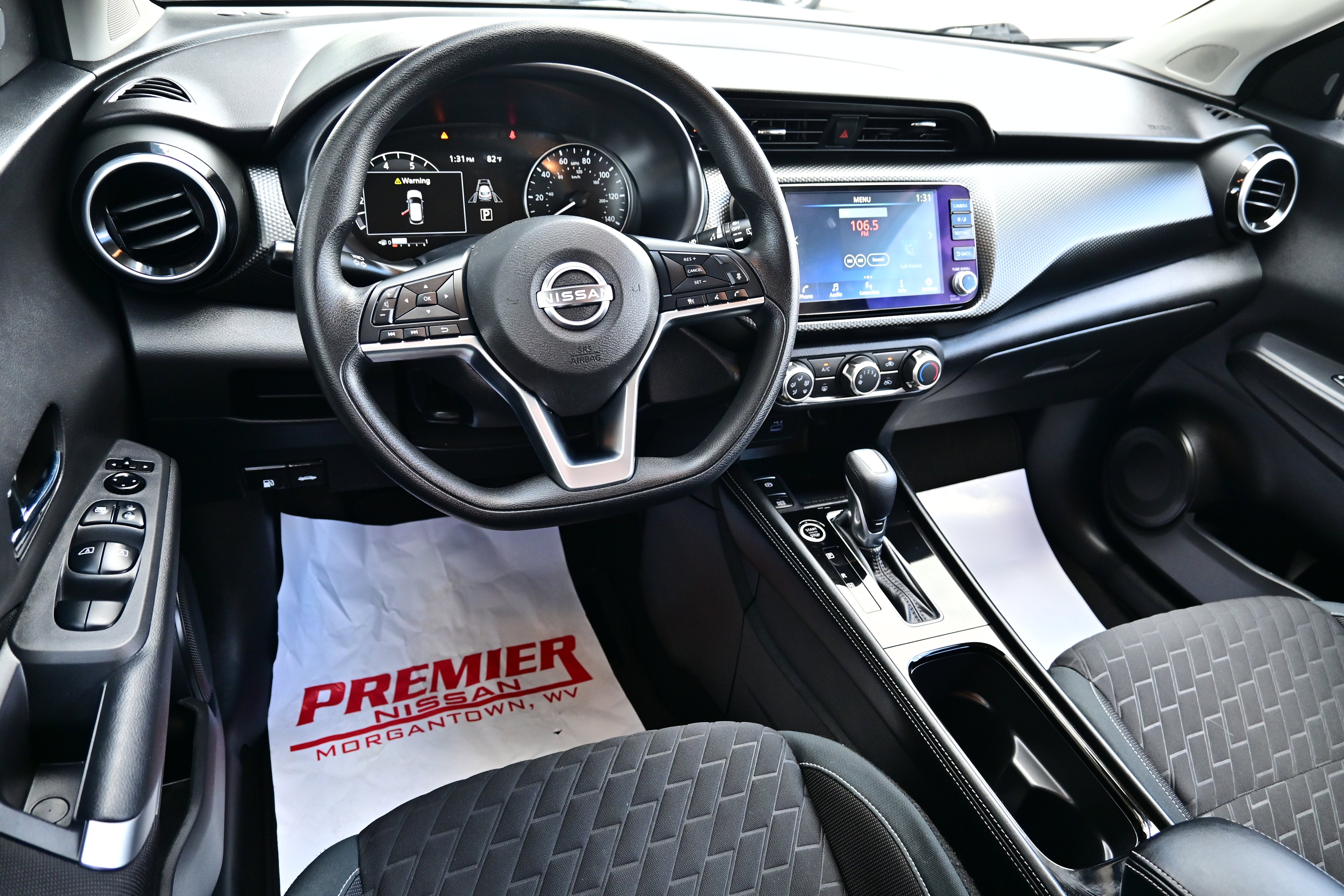 2023 Nissan Kicks SV