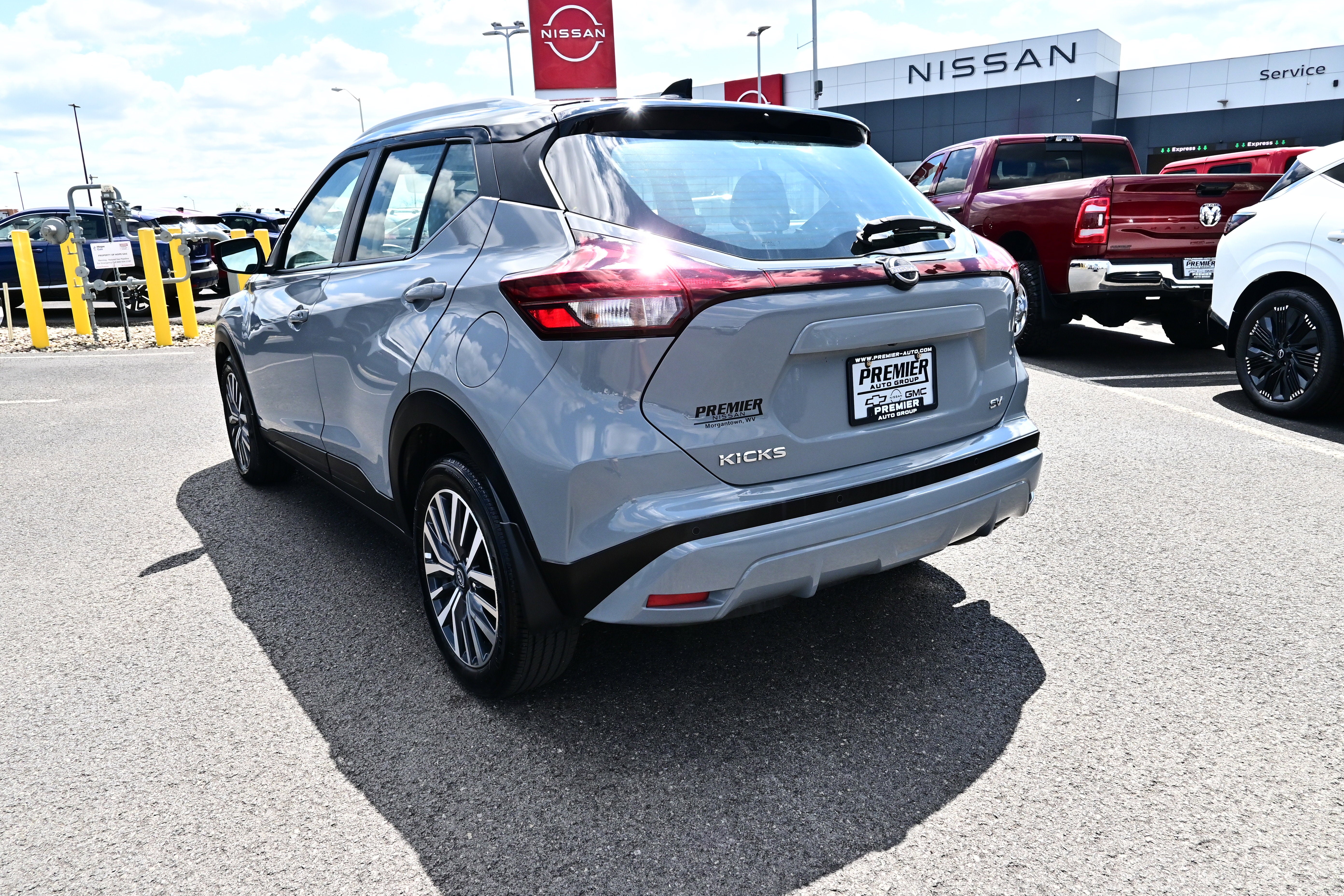 2023 Nissan Kicks SV