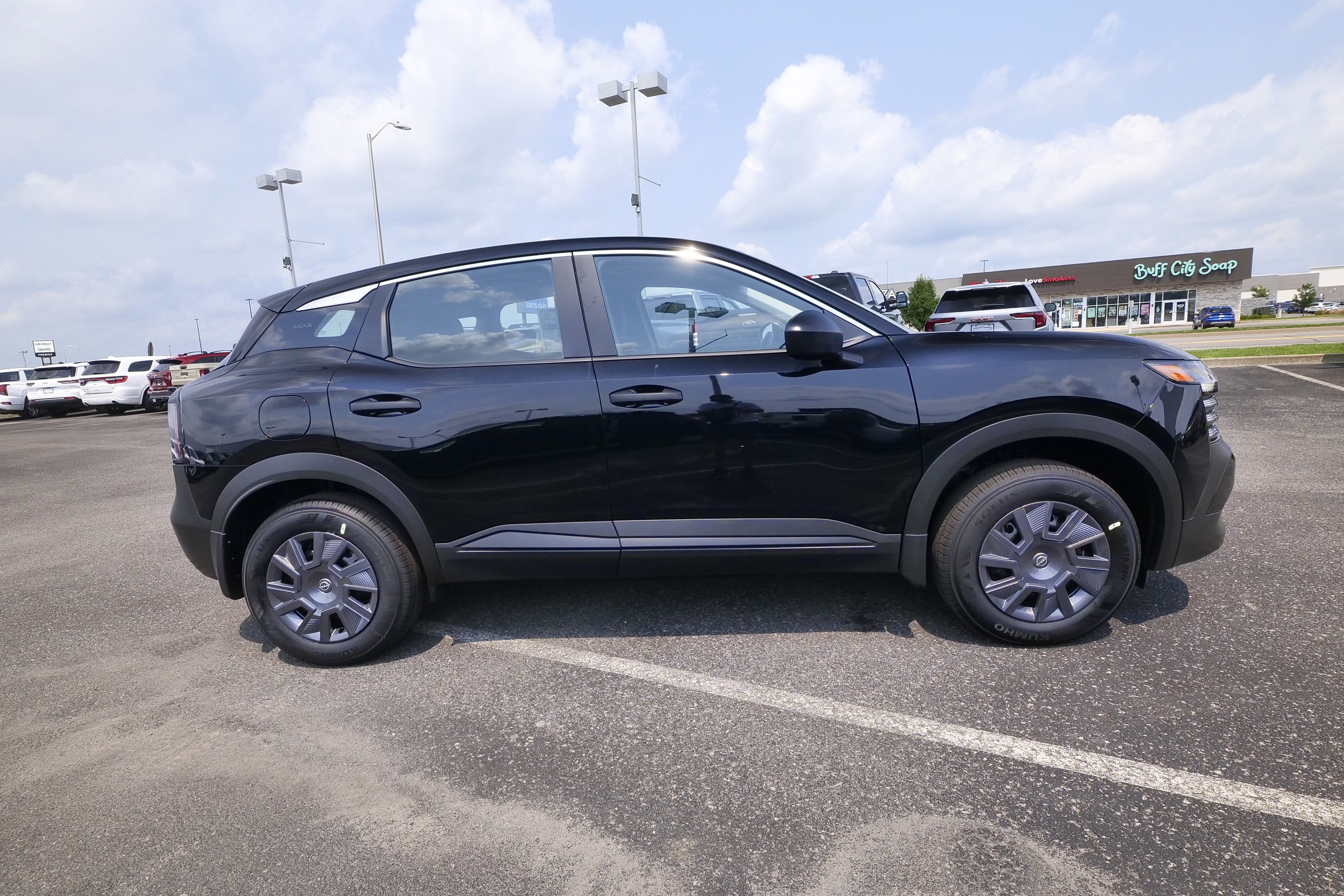 2026 Nissan Kicks S