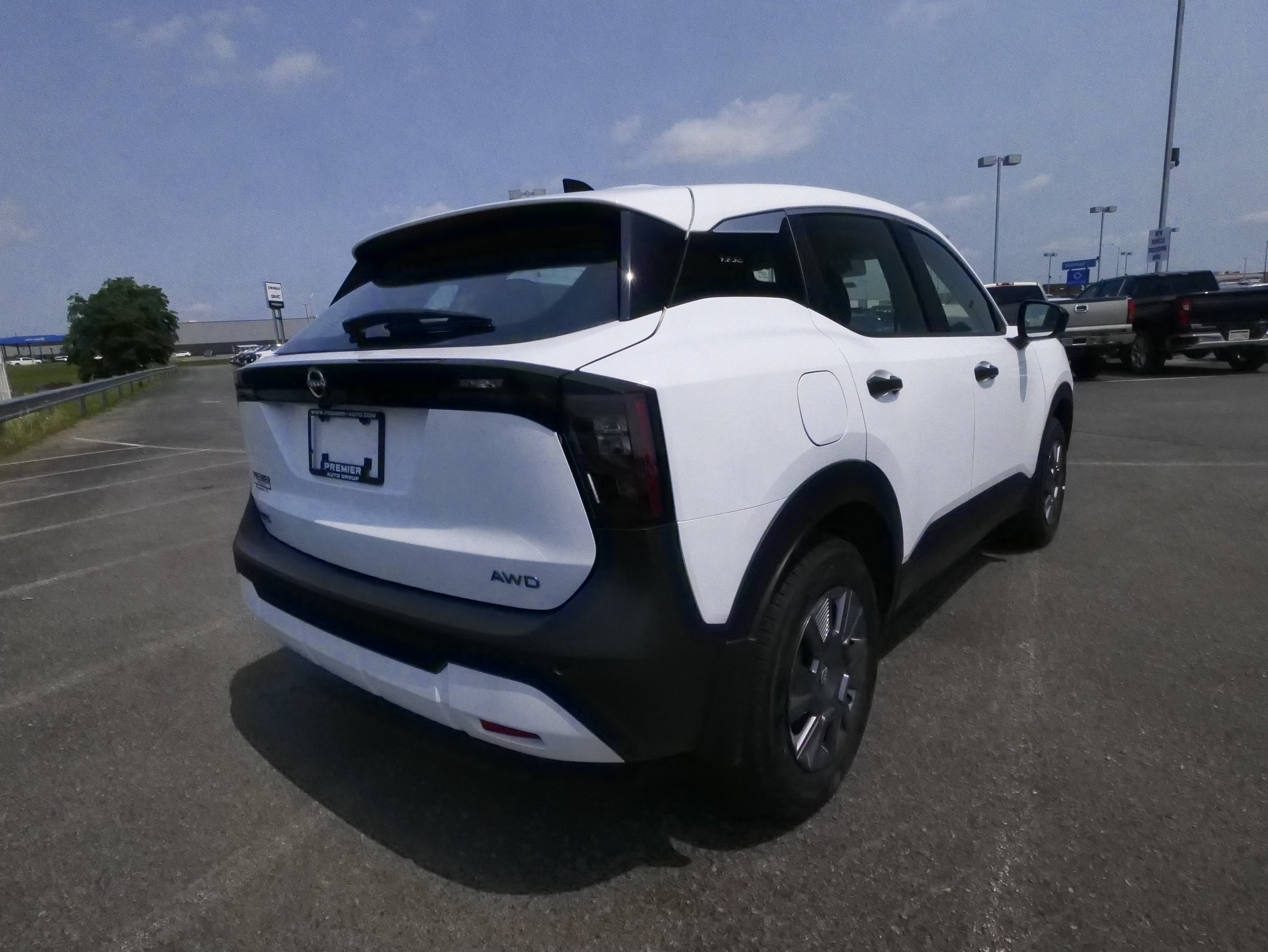 2026 Nissan Kicks S