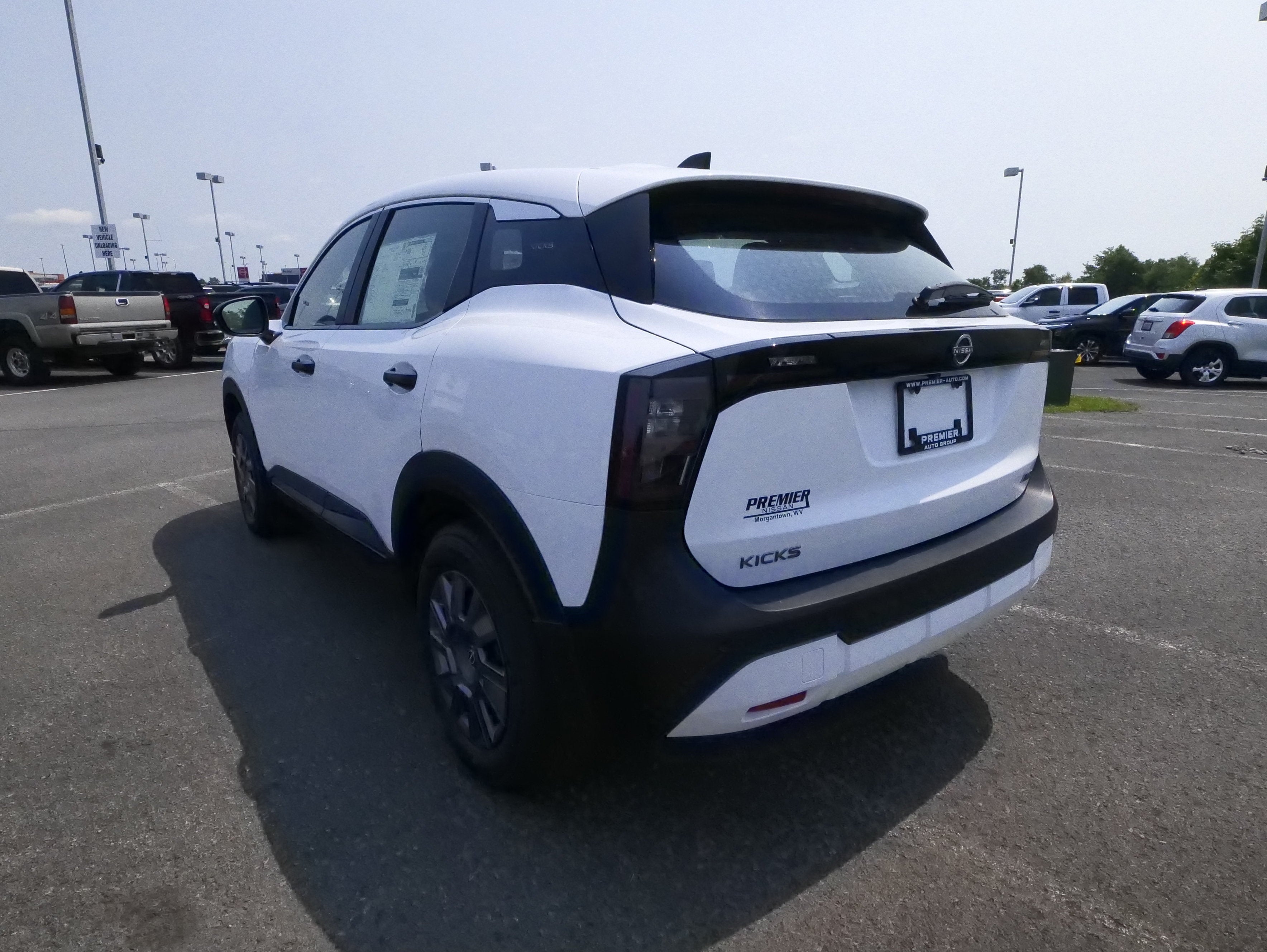 2026 Nissan Kicks S