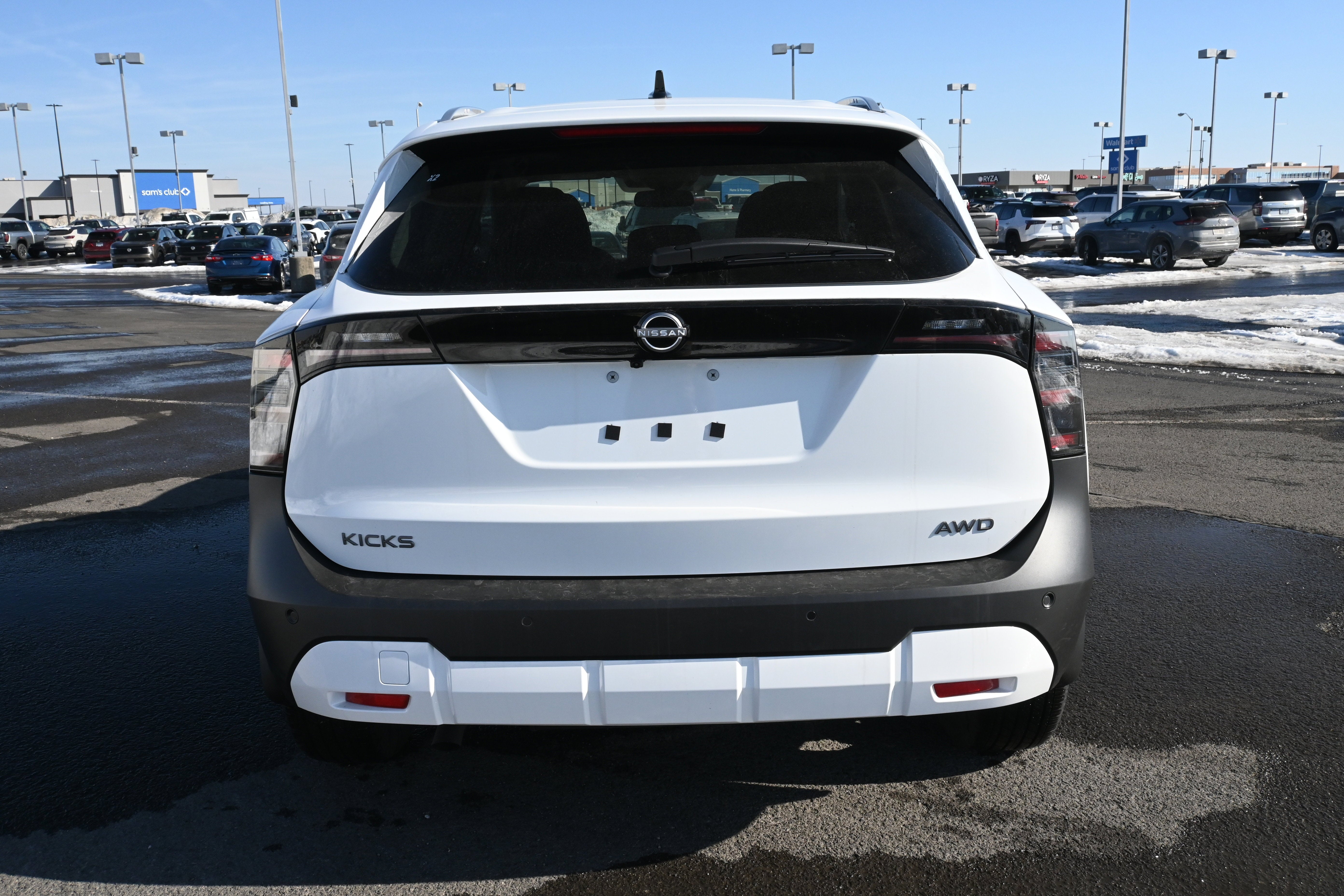 2026 Nissan Kicks SV