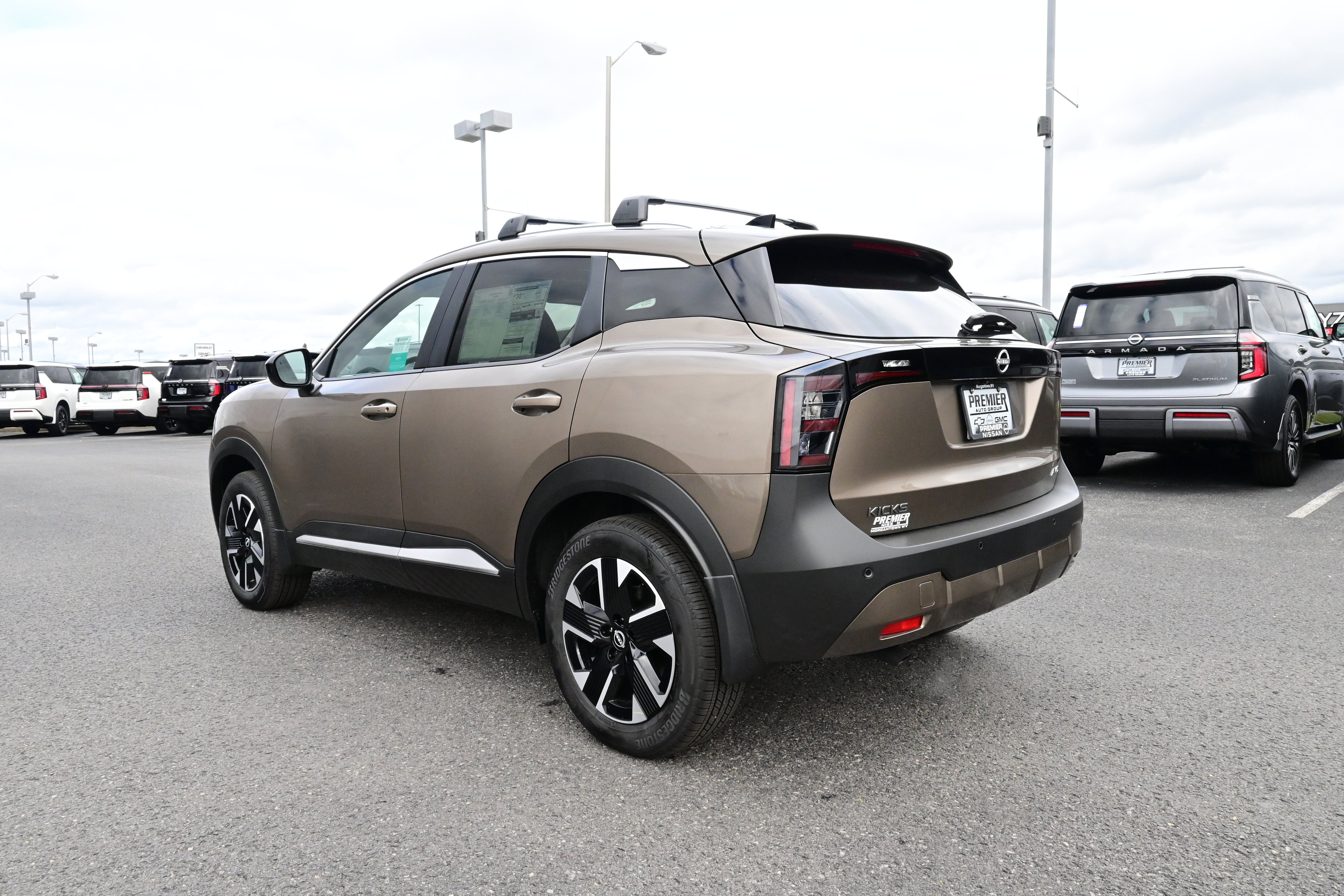 2026 Nissan Kicks SV
