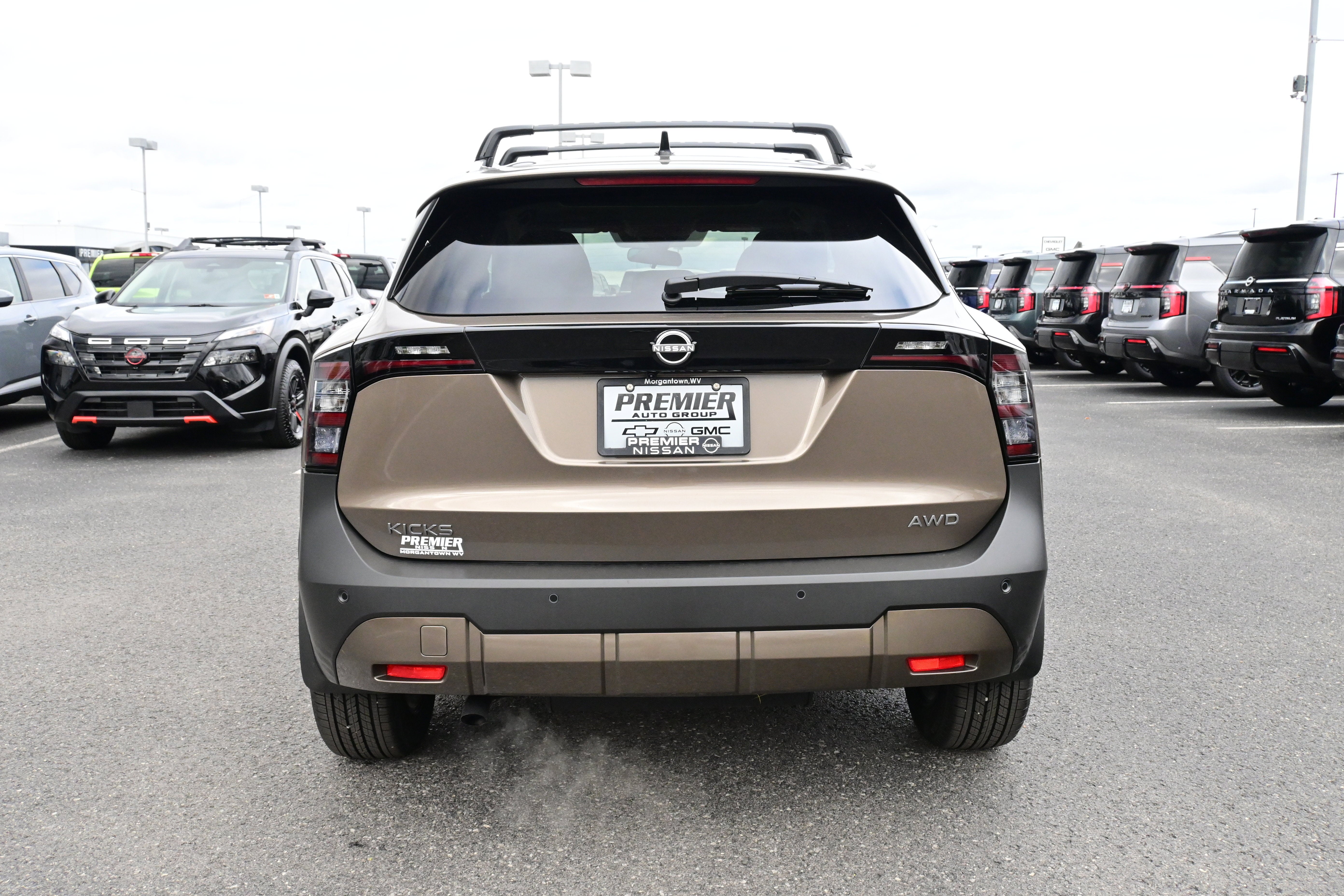 2026 Nissan Kicks SV