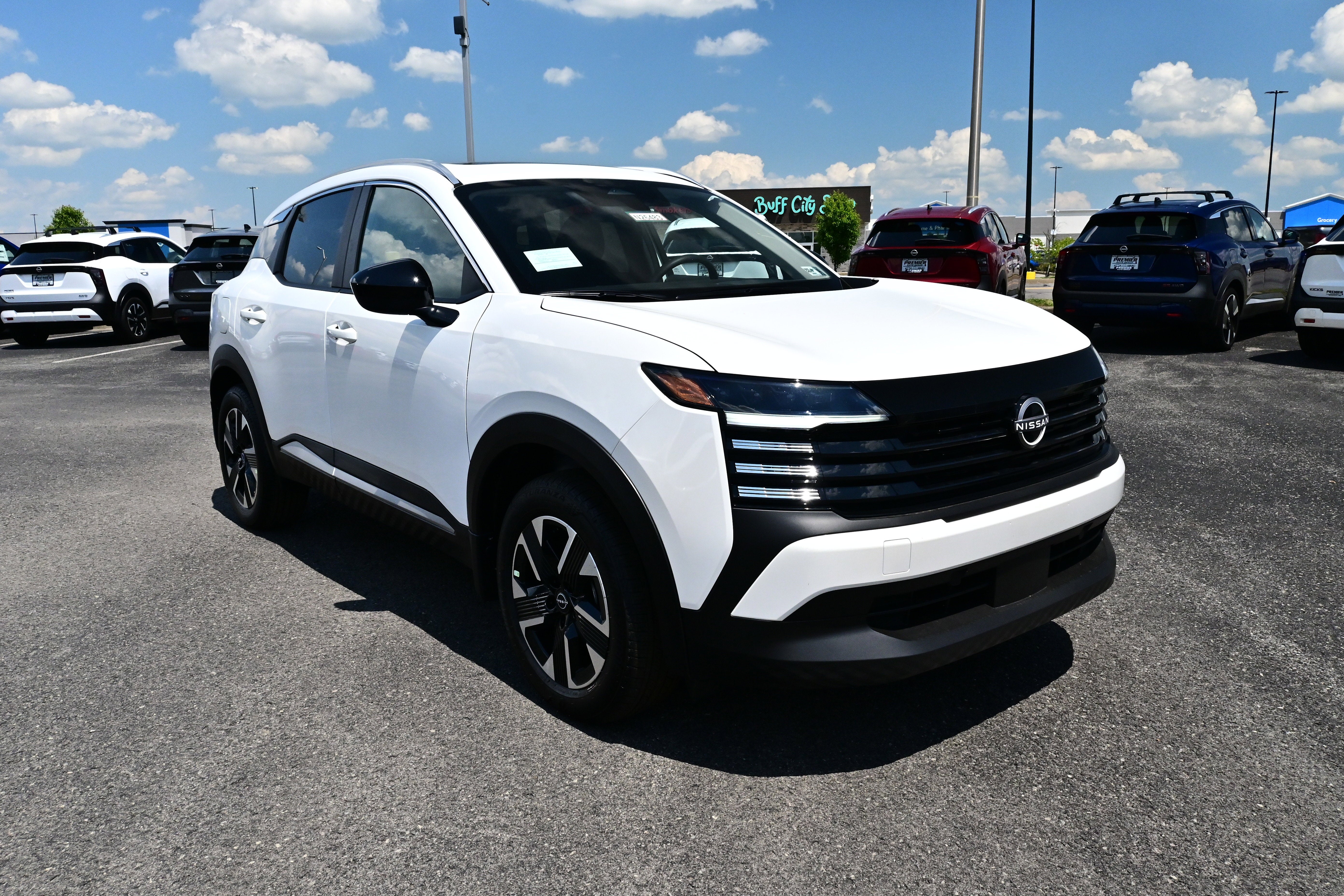 2026 Nissan Kicks SV