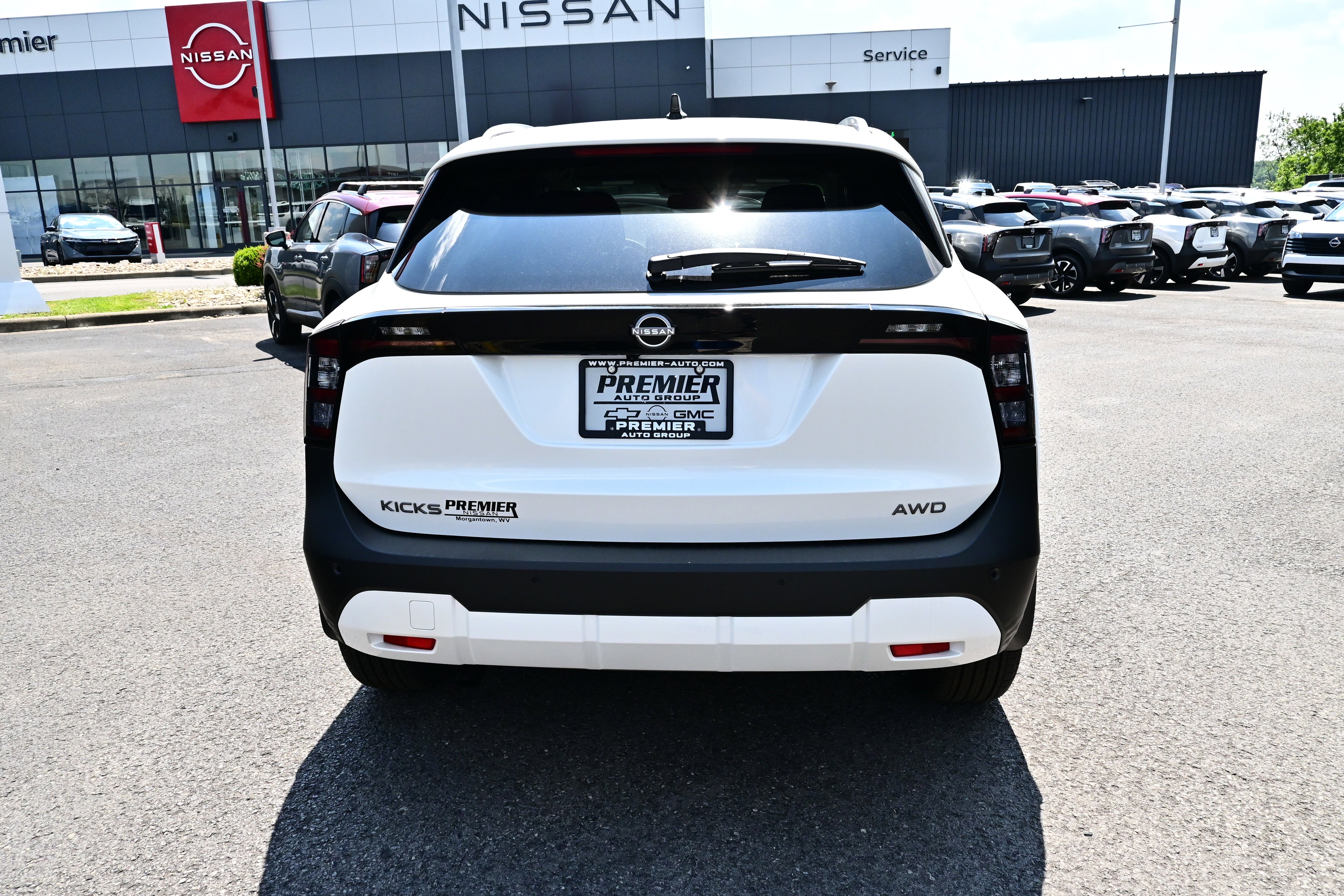 2026 Nissan Kicks SV