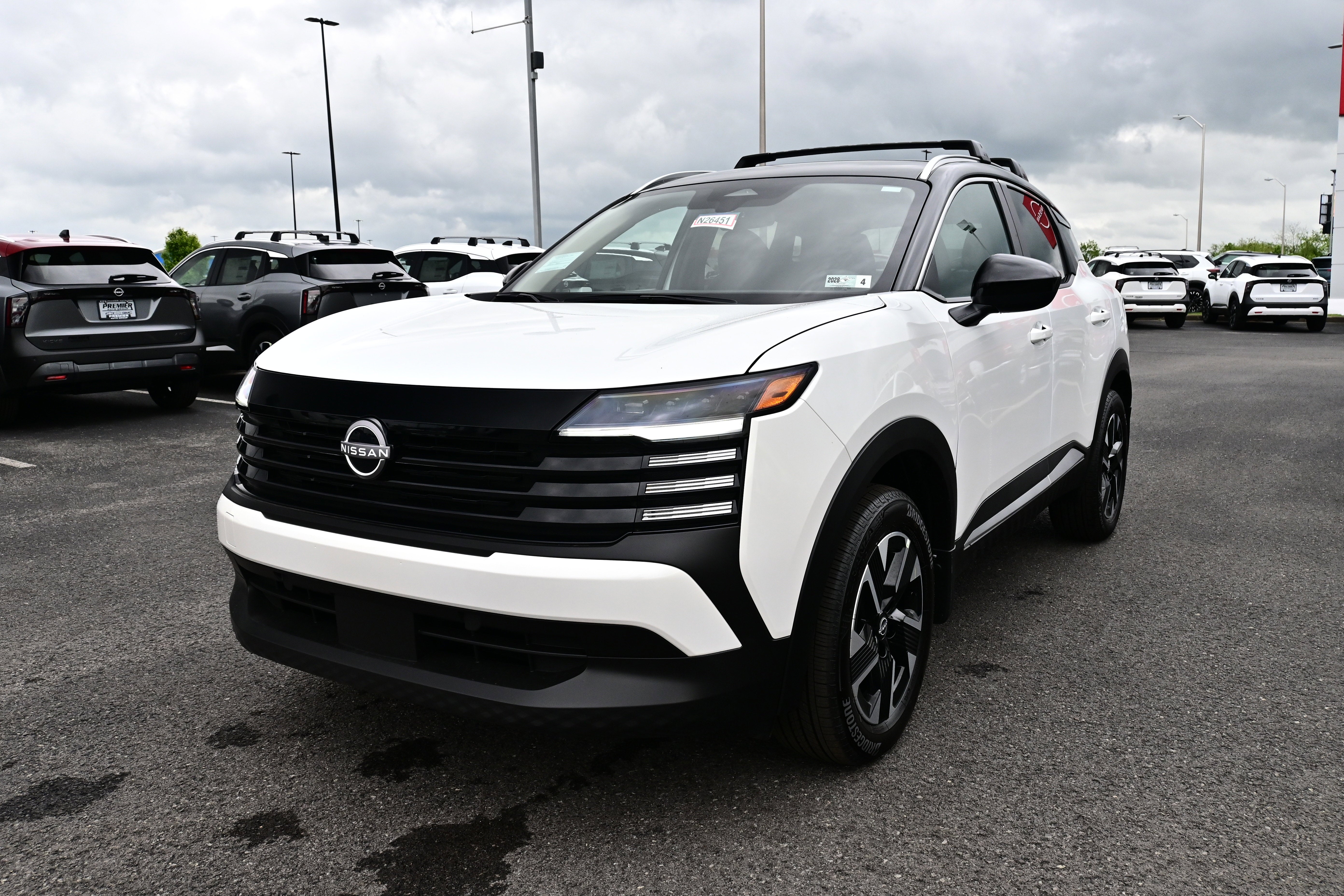 2026 Nissan Kicks SV