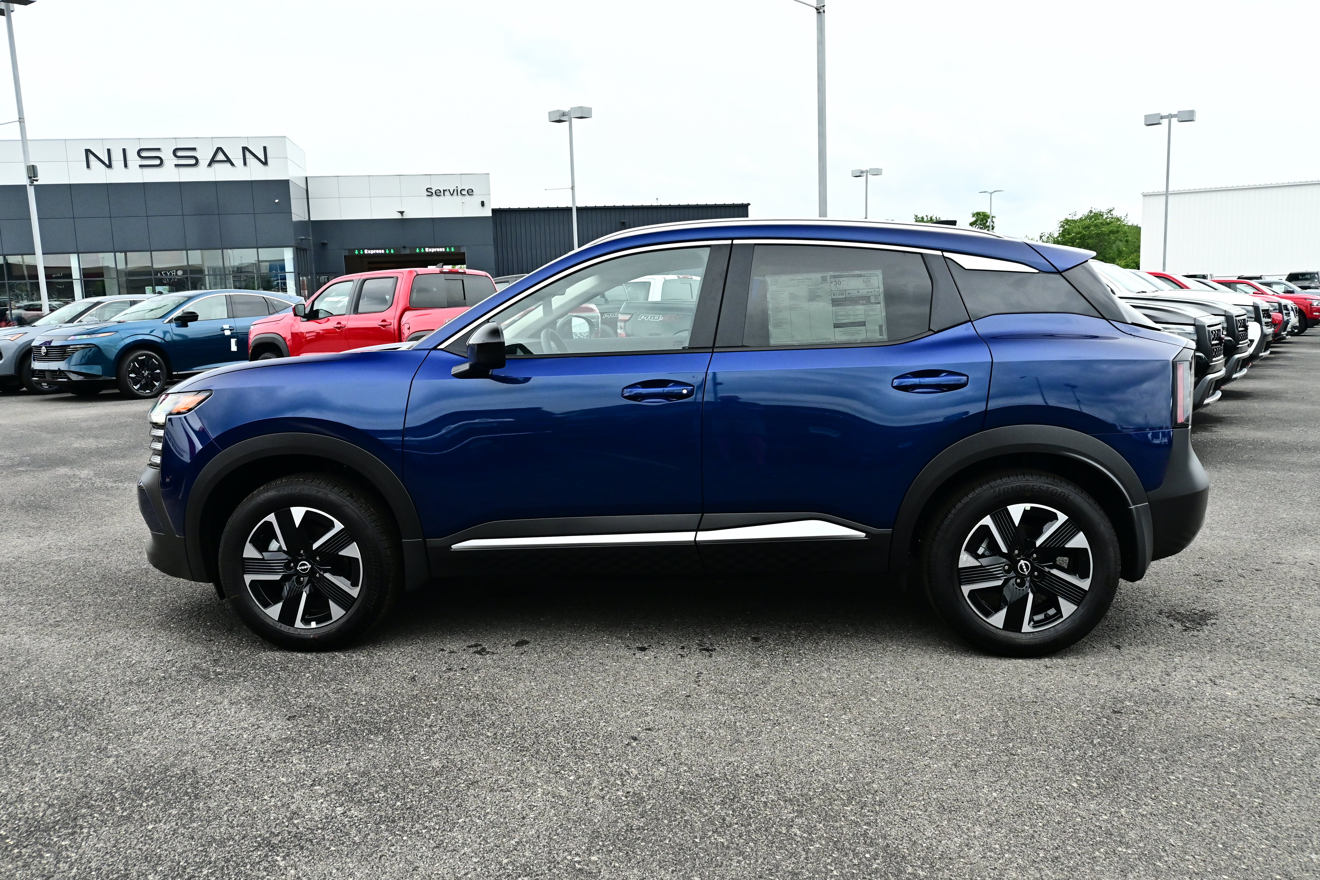 2026 Nissan Kicks SV