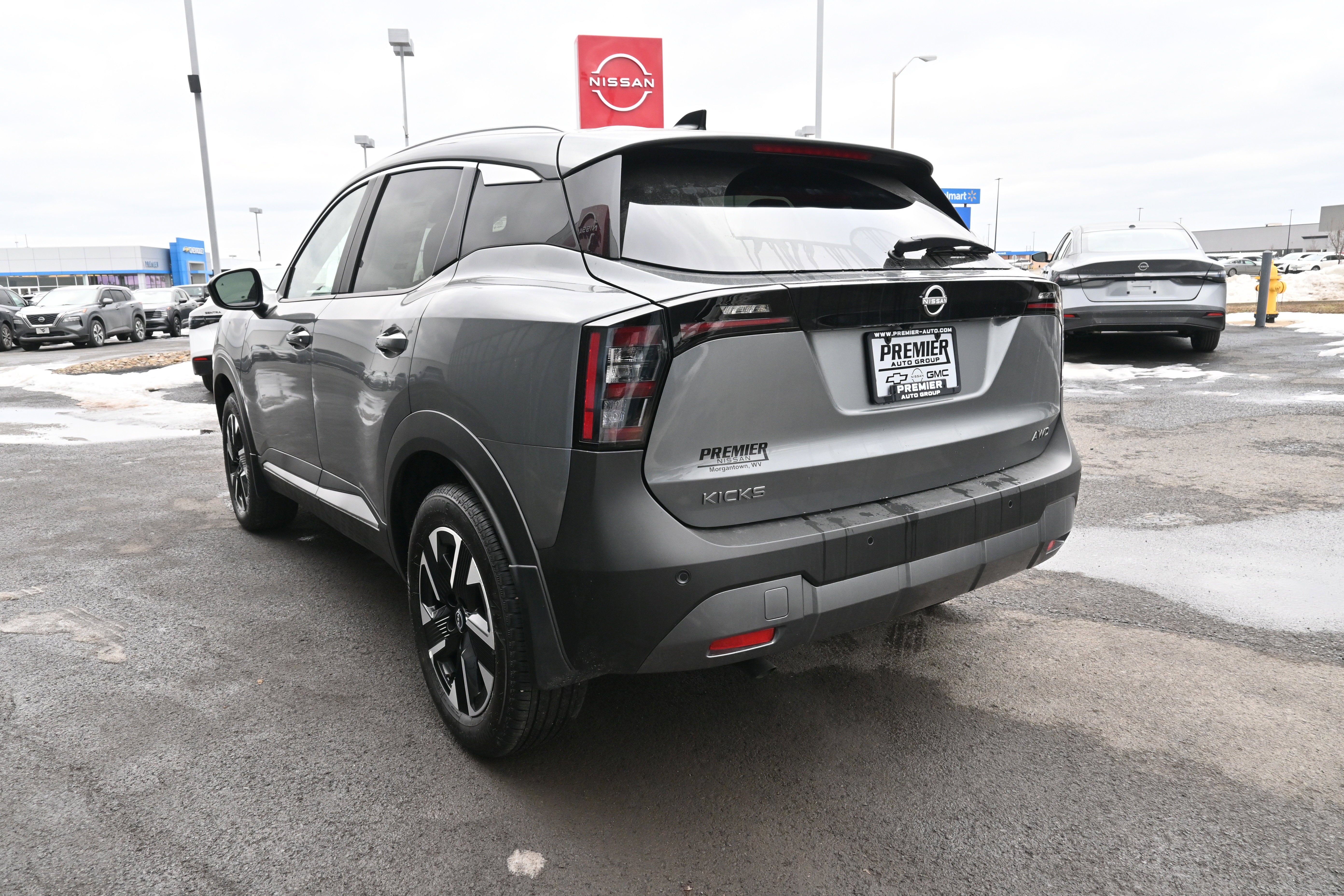 2026 Nissan Kicks SV