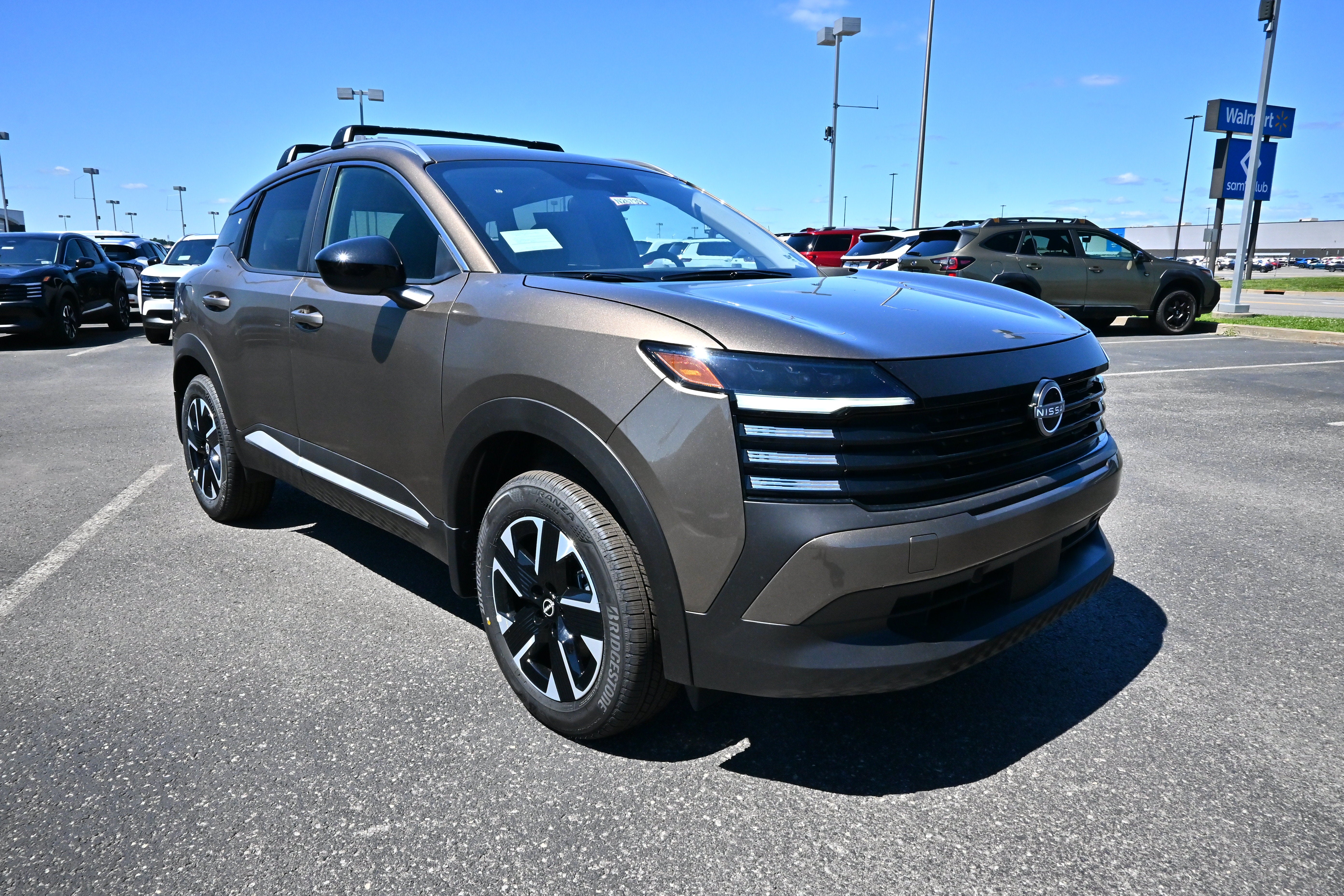 2026 Nissan Kicks SV
