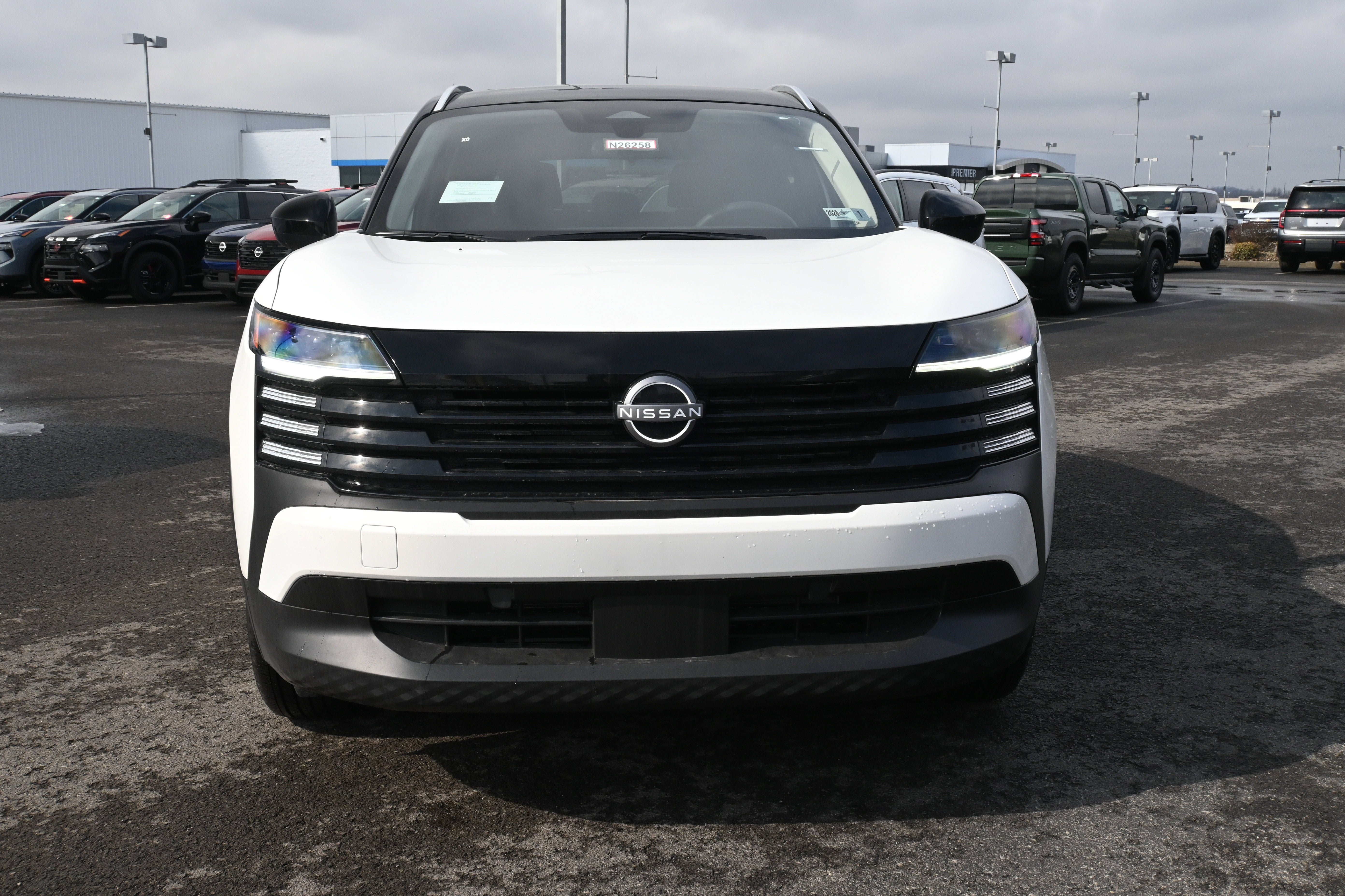 2026 Nissan Kicks SV