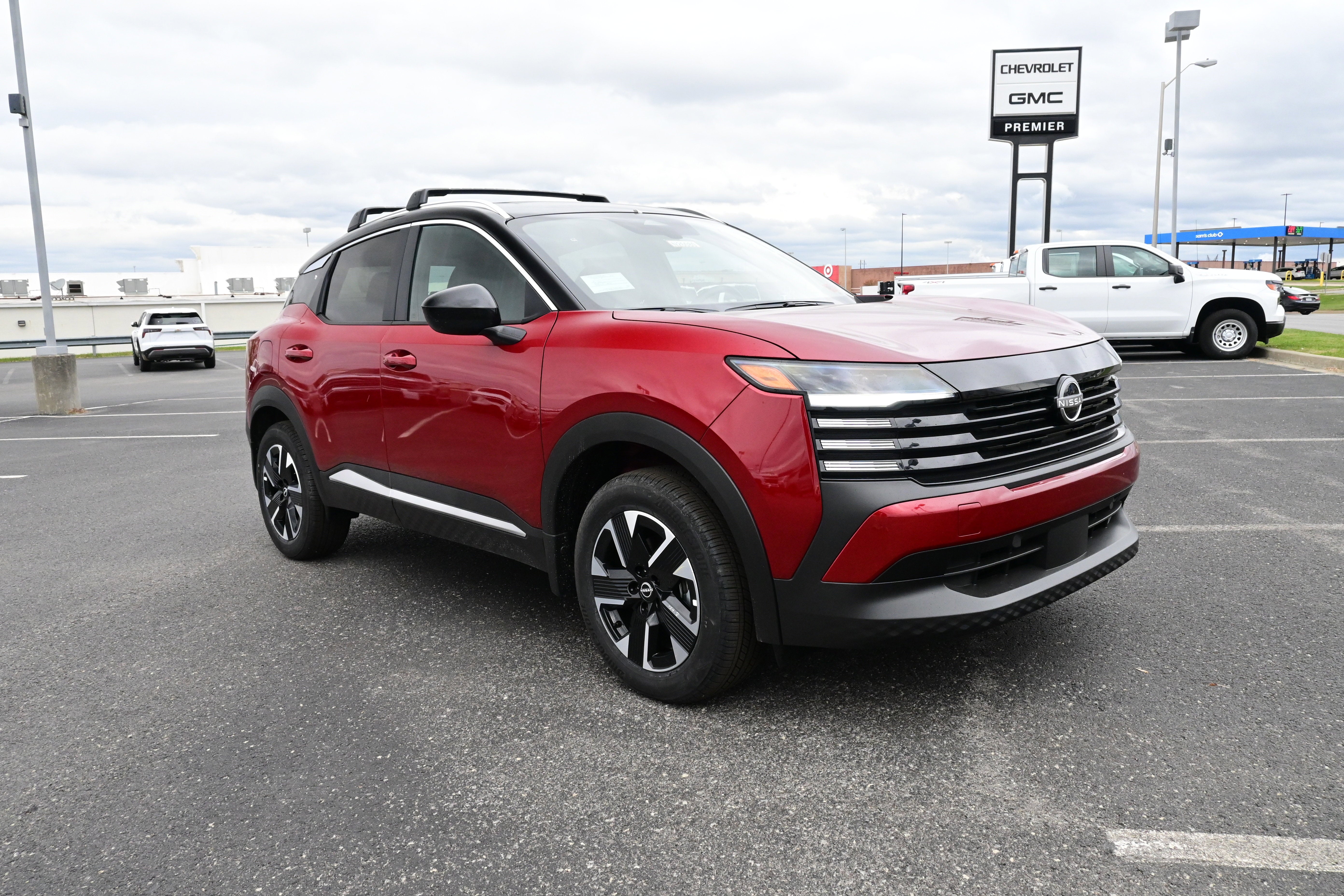 2026 Nissan Kicks SV