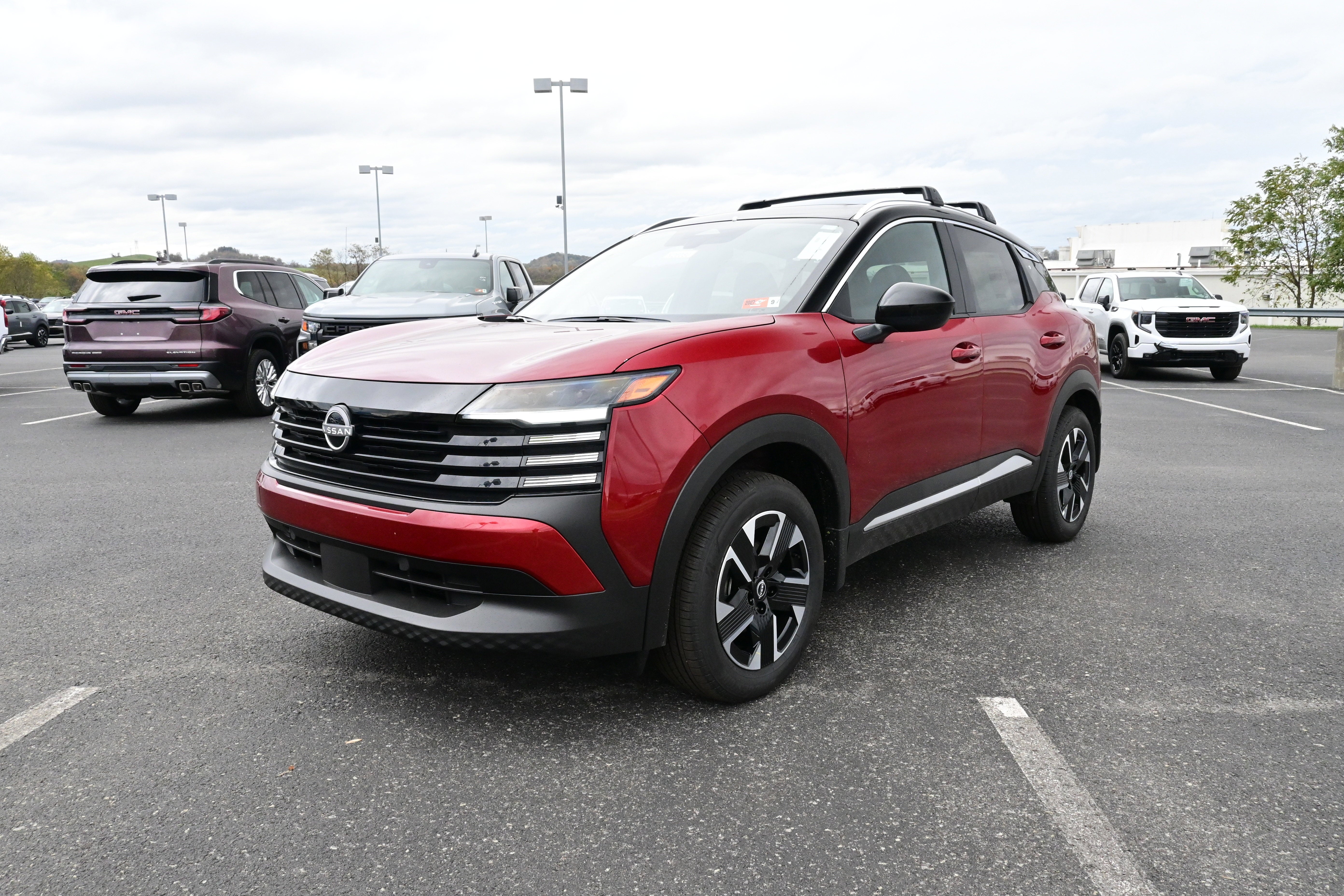 2026 Nissan Kicks SV