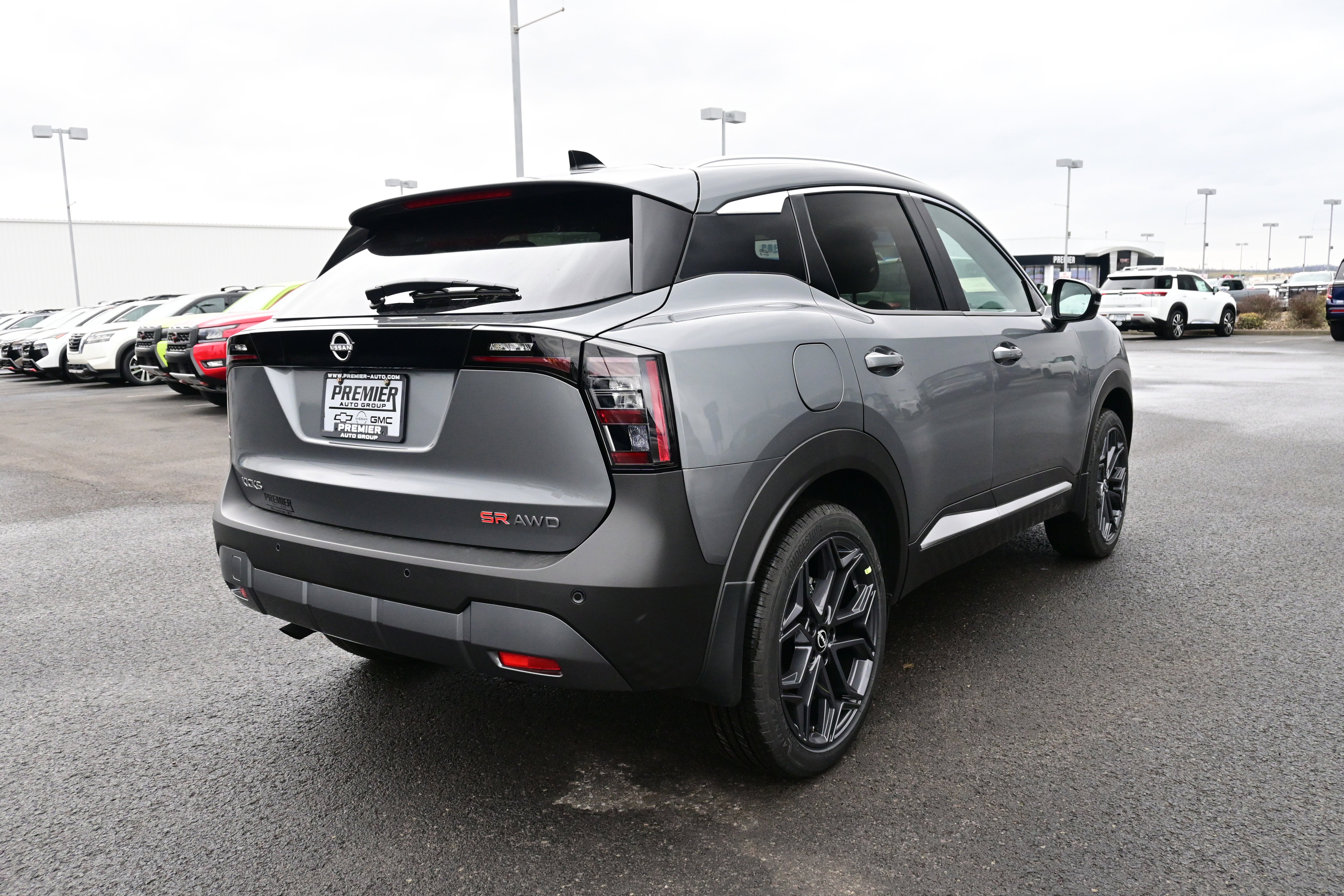 2026 Nissan Kicks SR