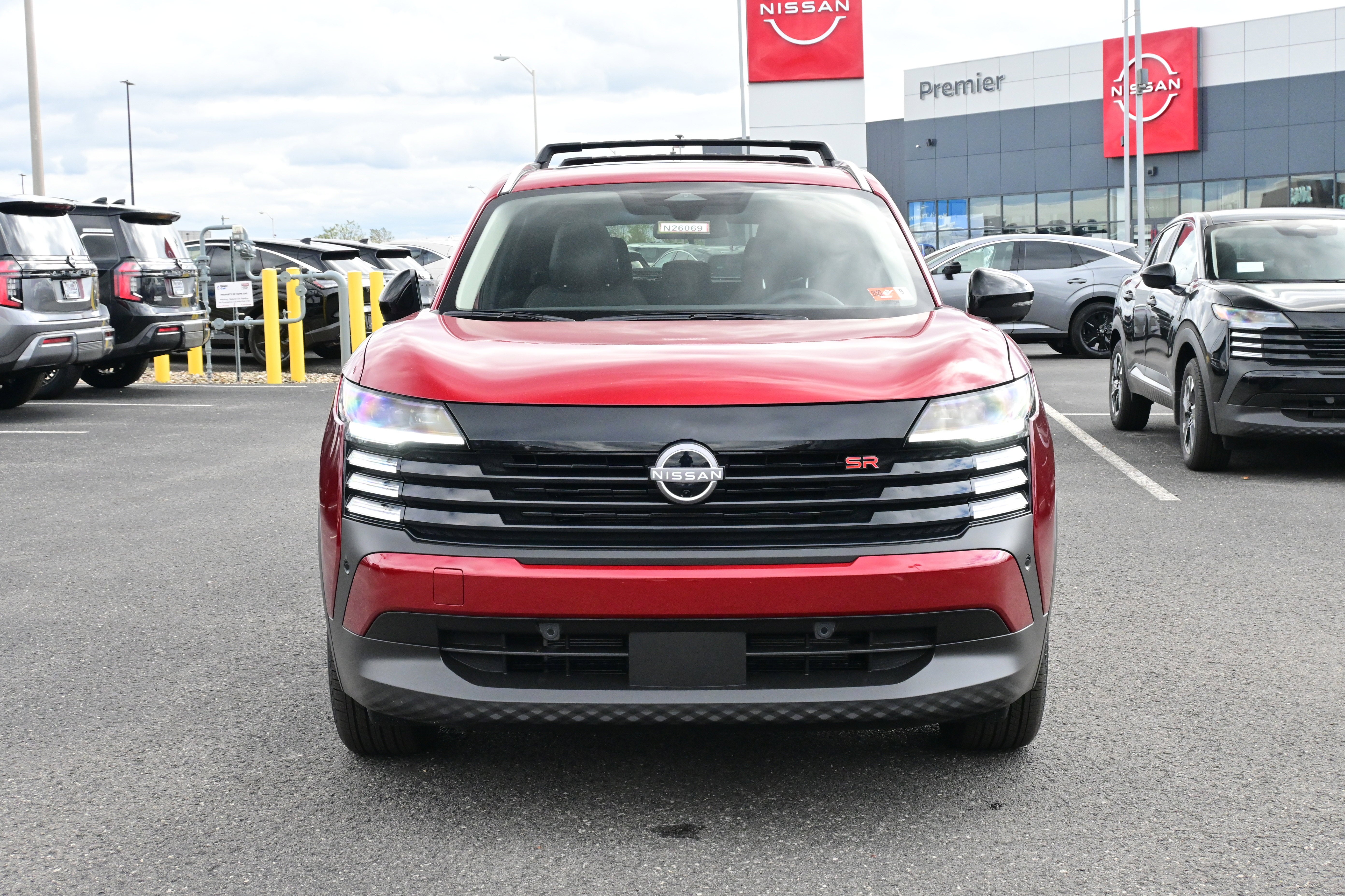 2026 Nissan Kicks SR