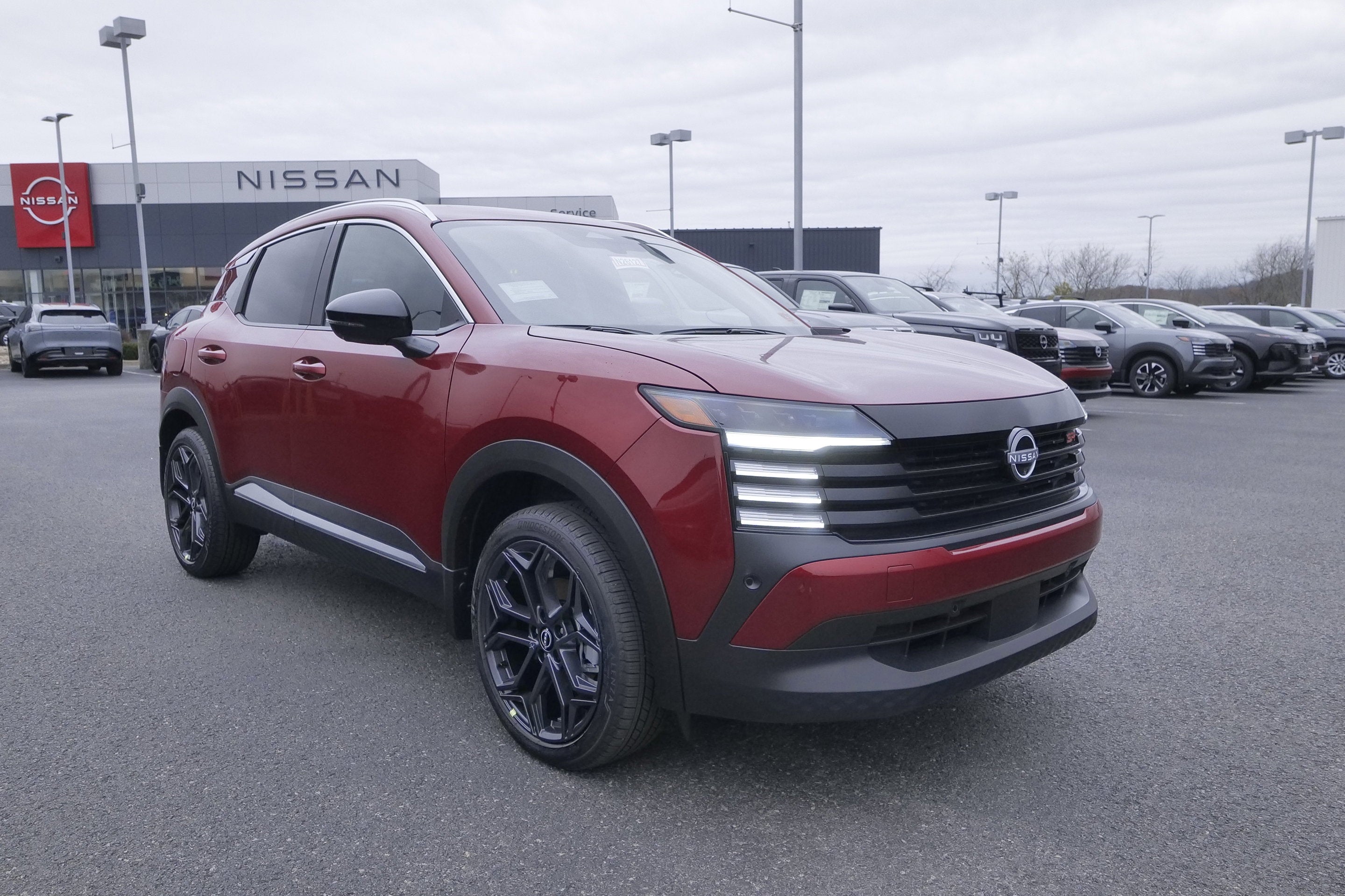 2026 Nissan Kicks SR