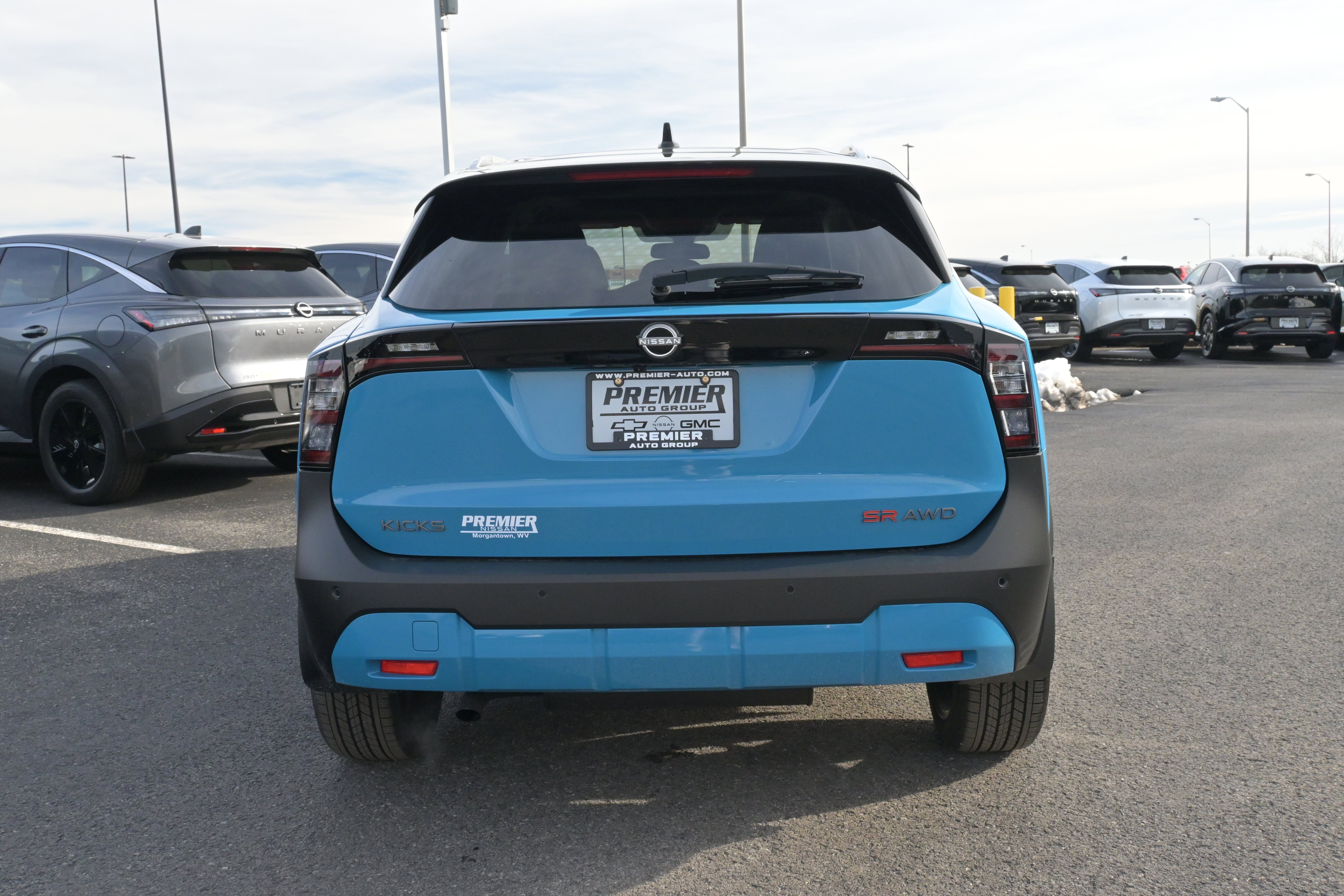 2026 Nissan Kicks SR