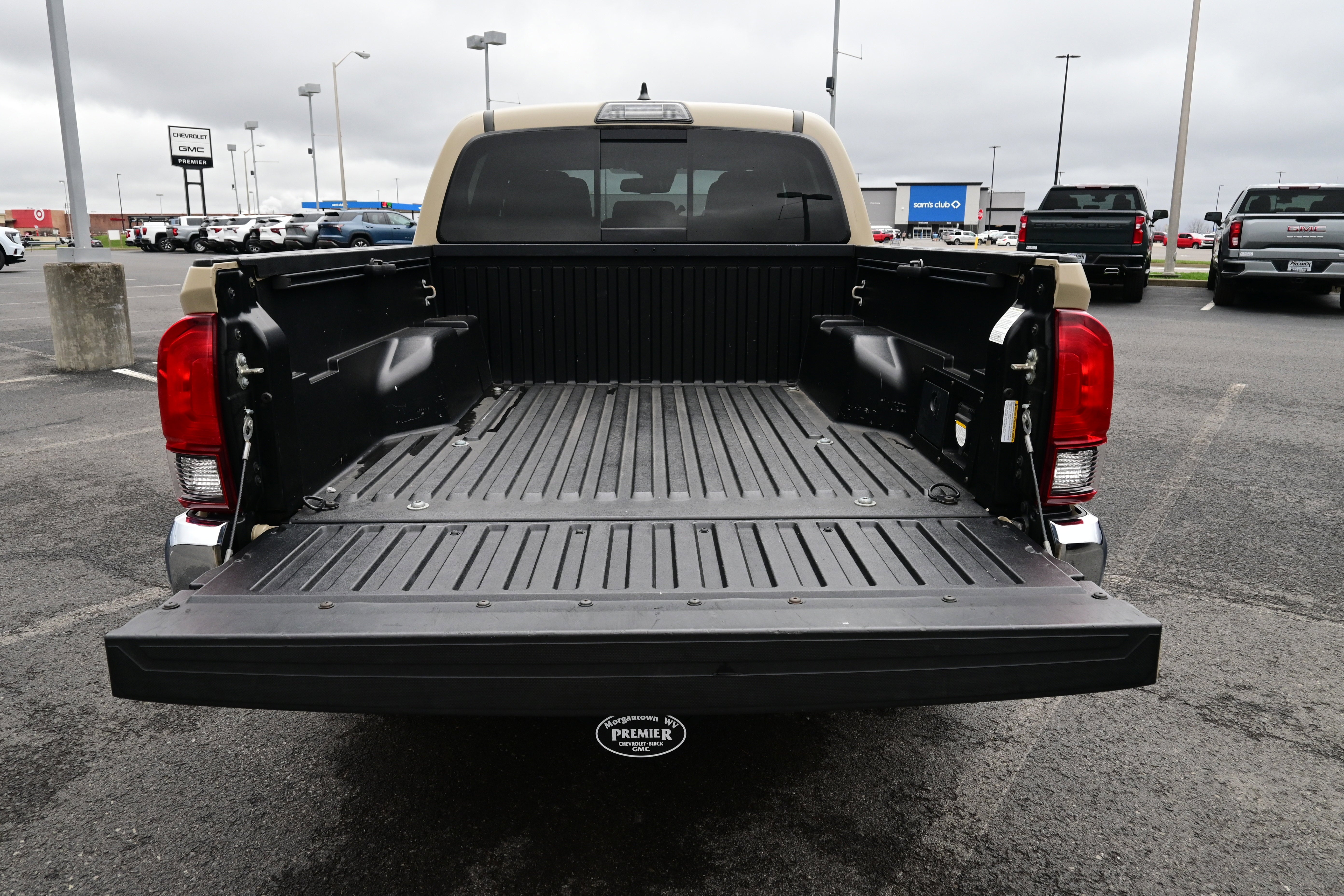 2019 Toyota Tacoma 4WD TRD Off-Road