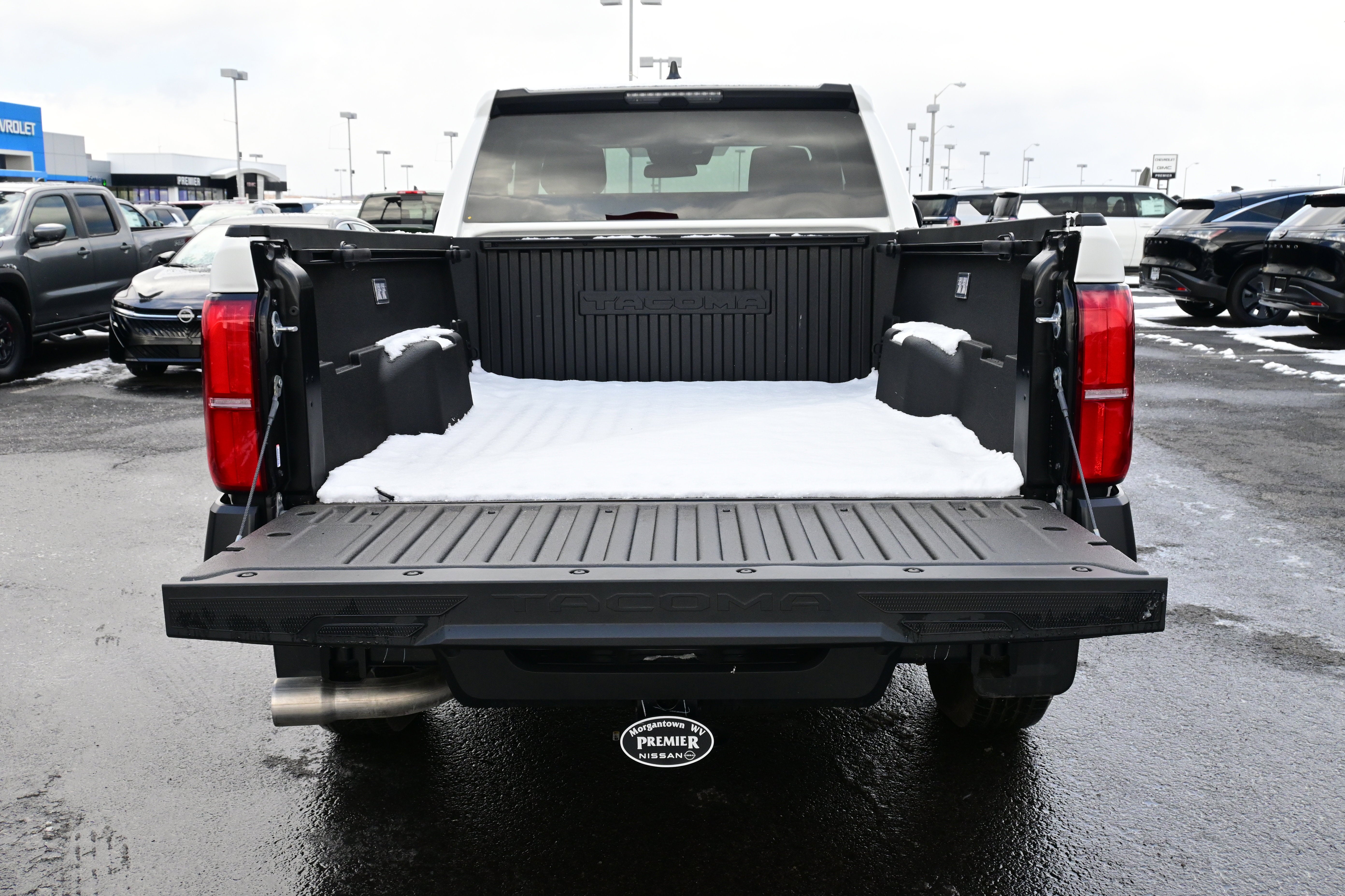 2025 Toyota Tacoma 4WD SR