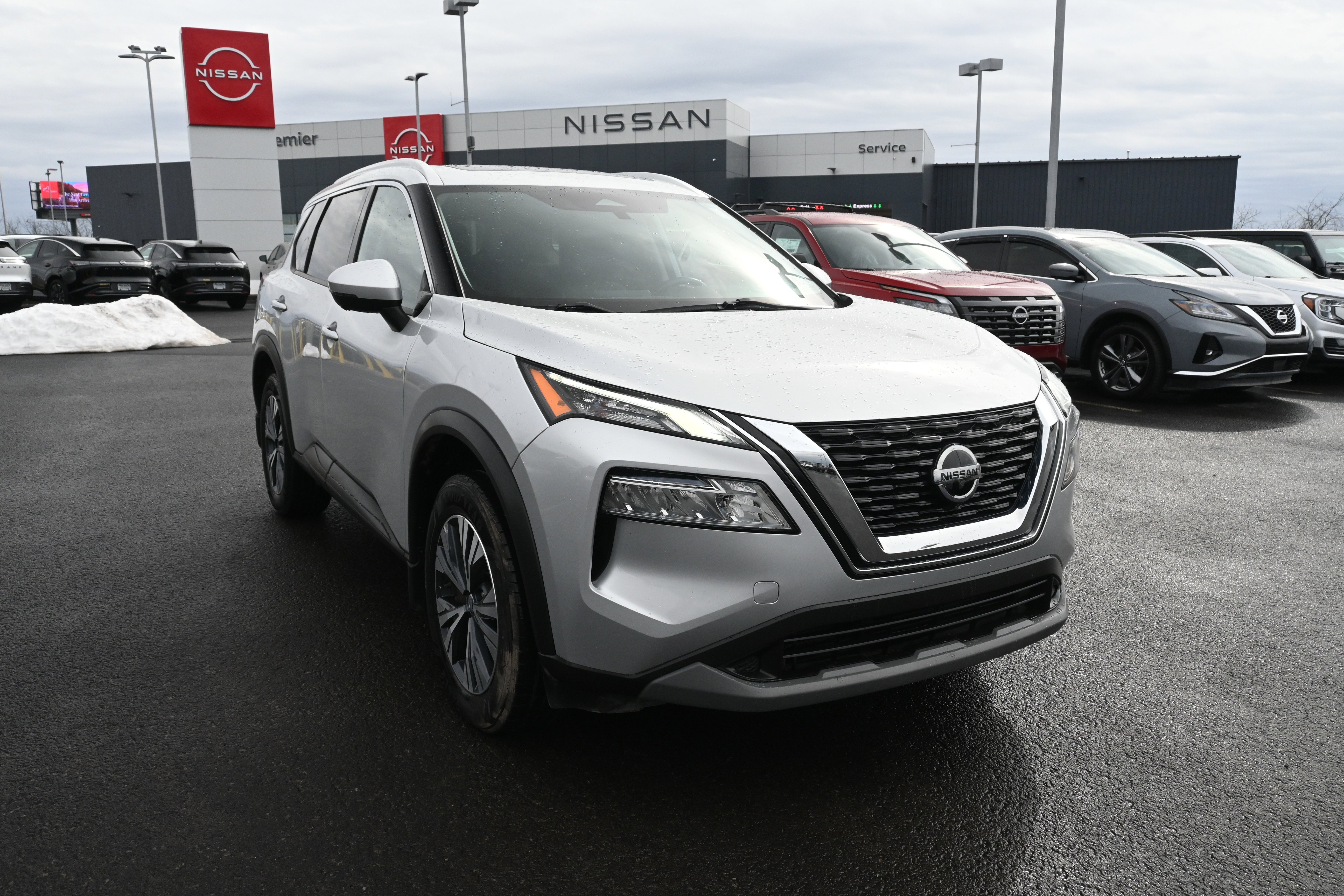 2021 Nissan Rogue SV