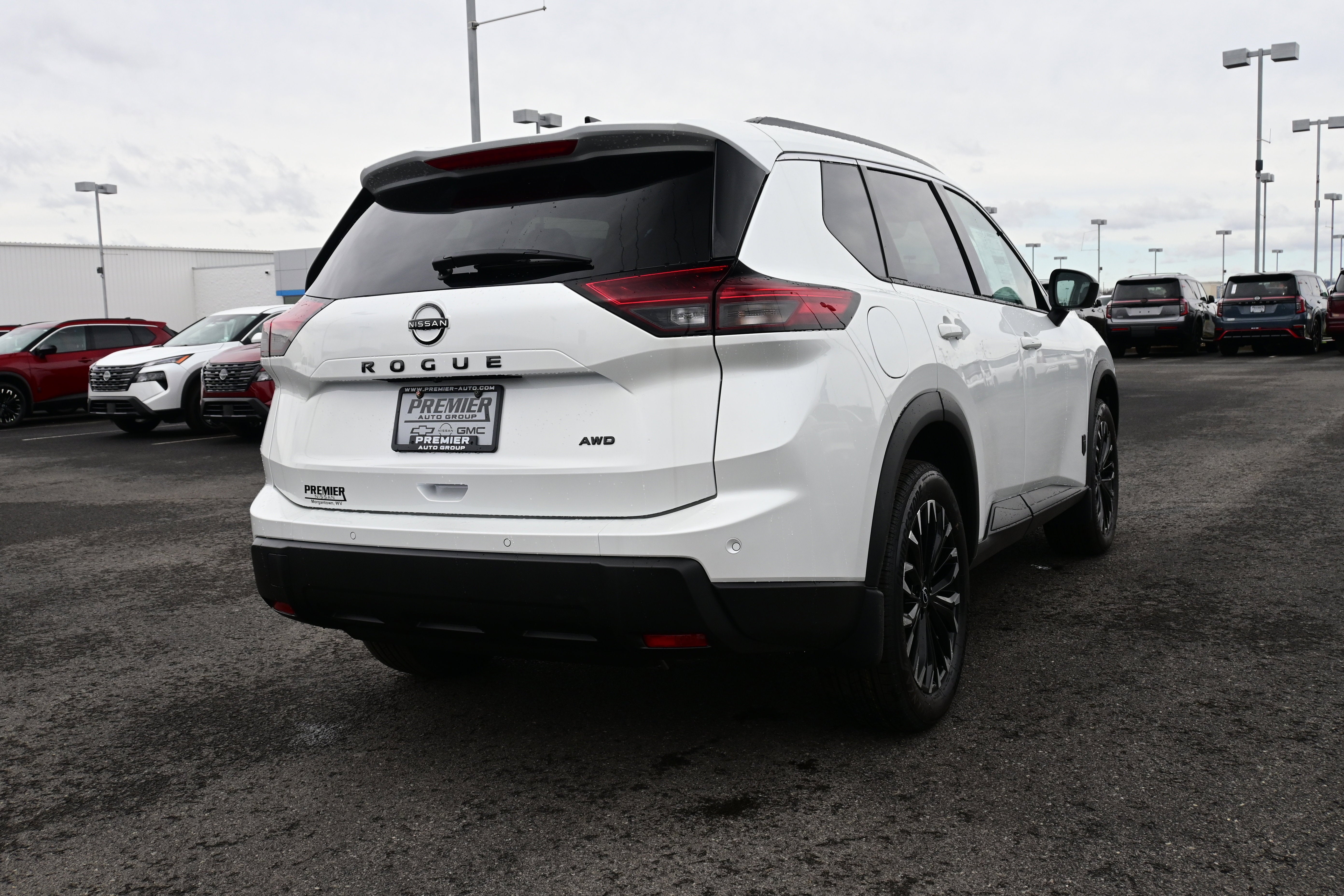 2026 Nissan Rogue Dark Armor™