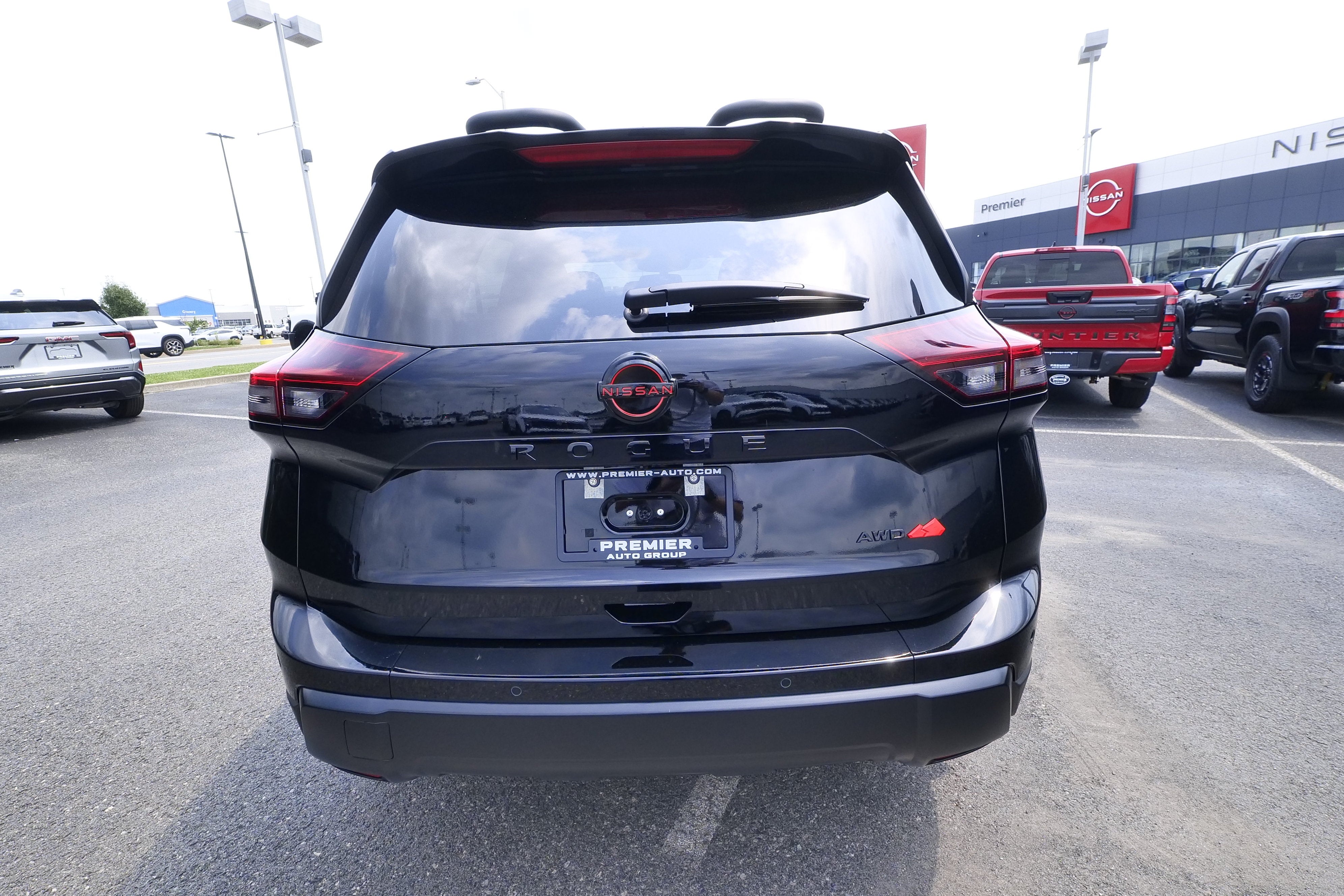 2026 Nissan Rogue Rock Creek®
