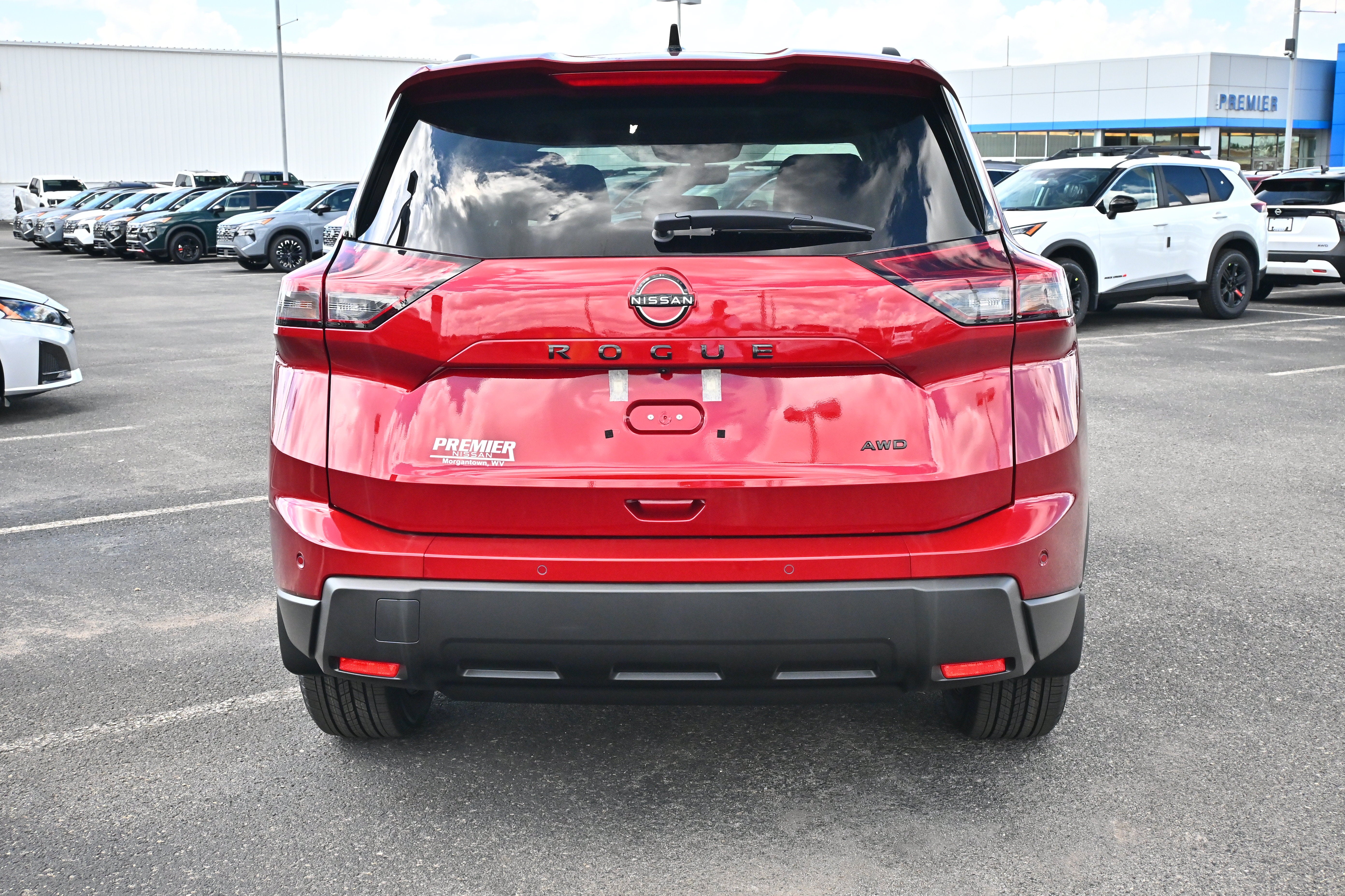 2026 Nissan Rogue Dark Armor
