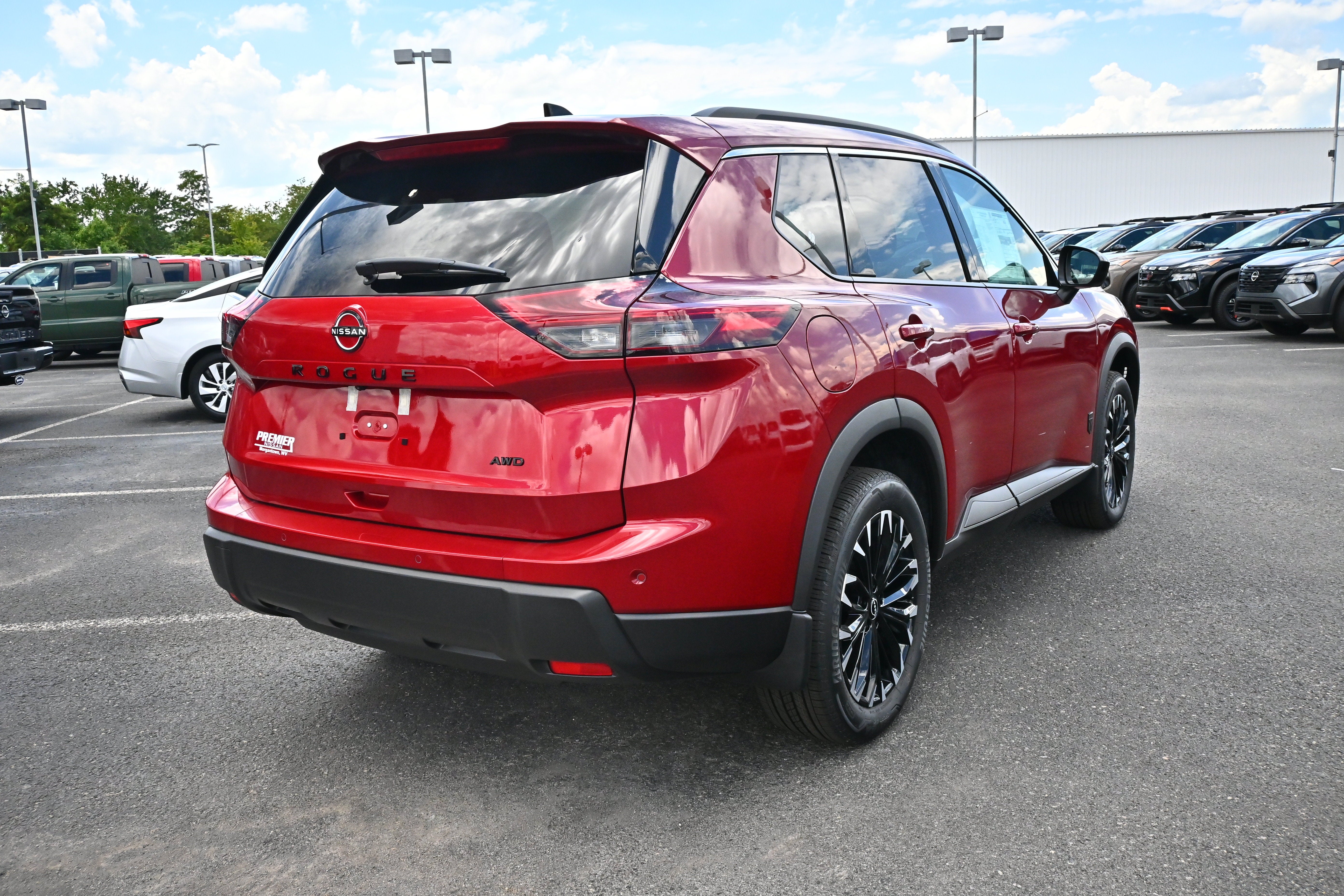2026 Nissan Rogue Dark Armor