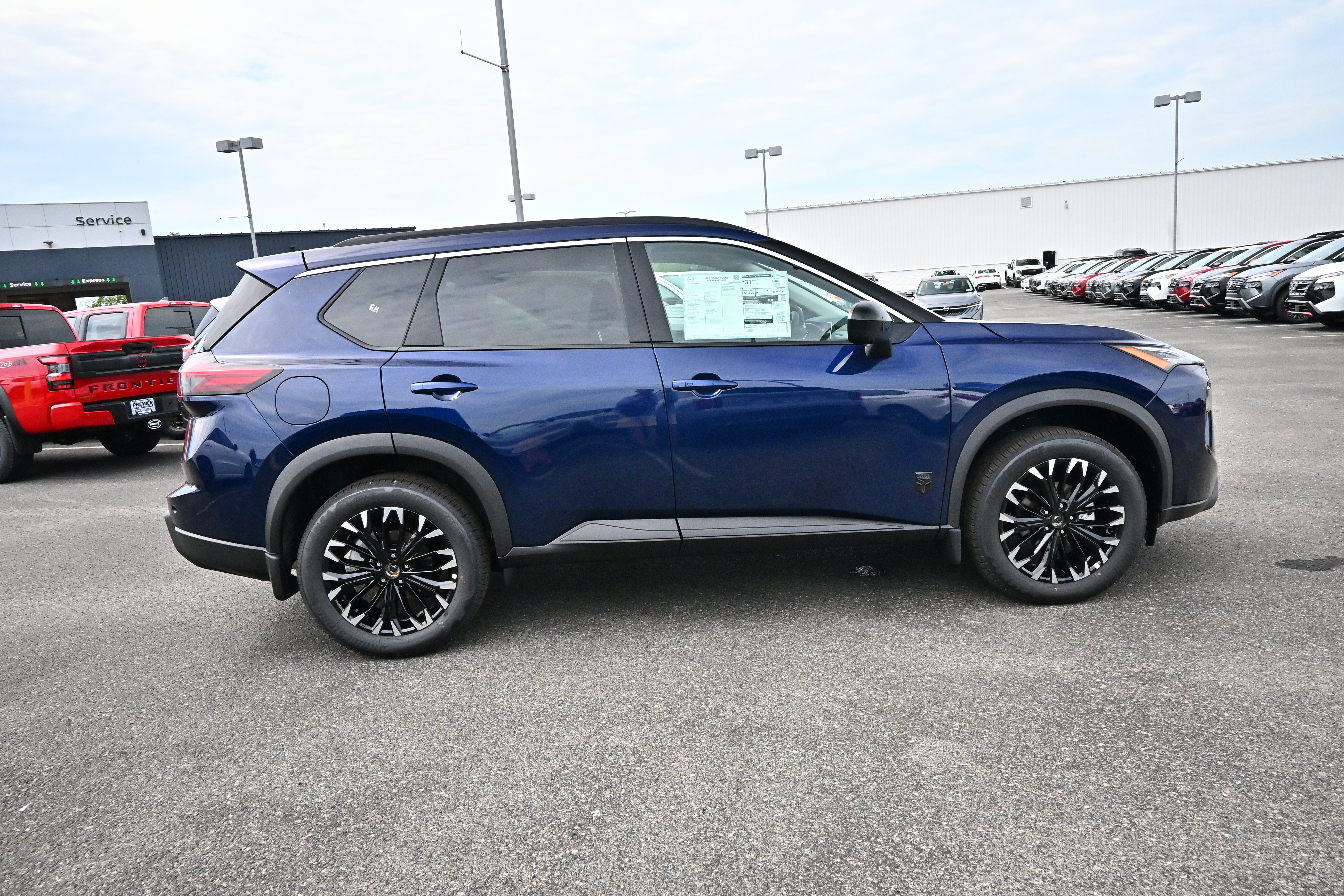 2026 Nissan Rogue Dark Armor™
