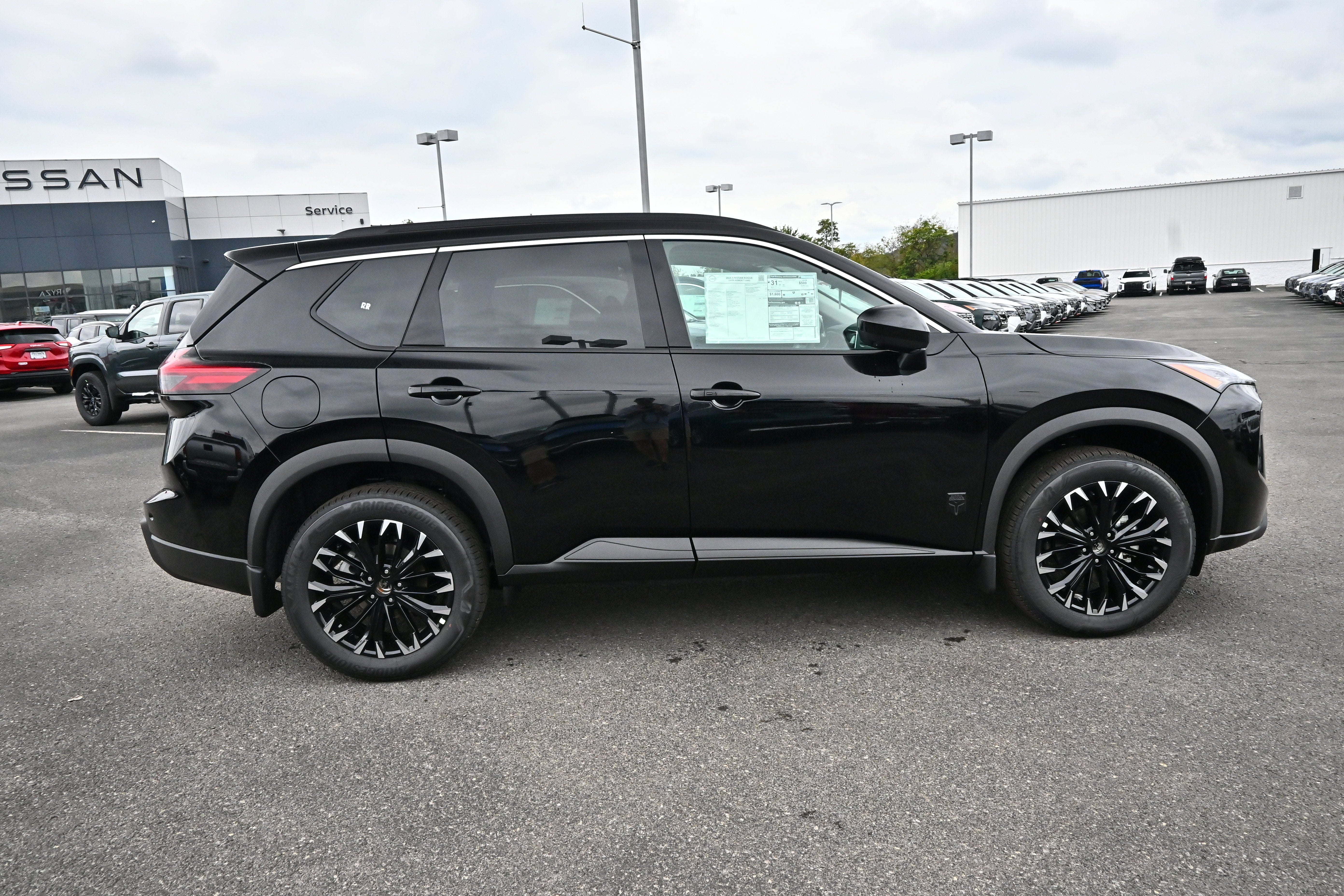 2026 Nissan Rogue Dark Armor™