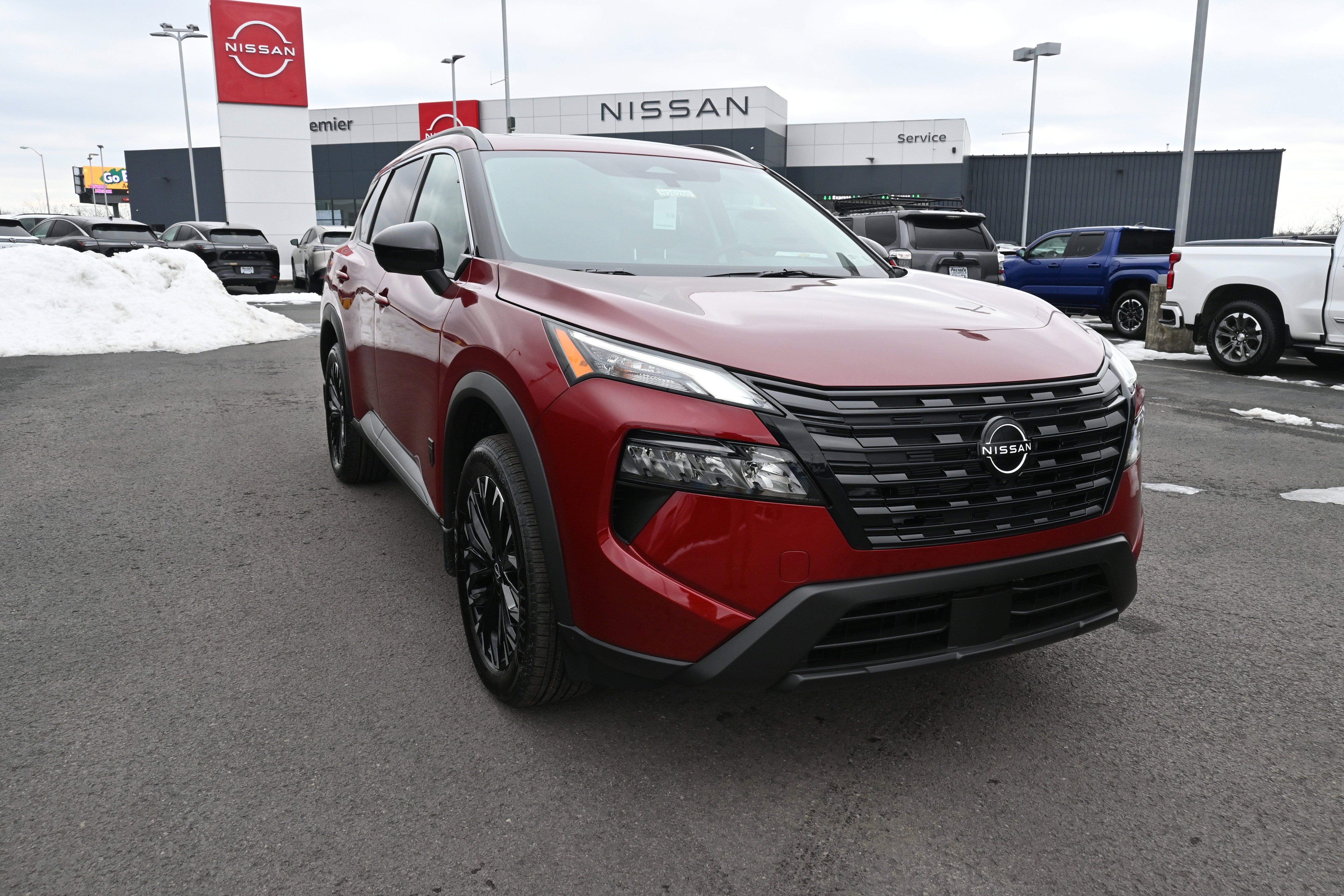 2026 Nissan Rogue Dark Armor™
