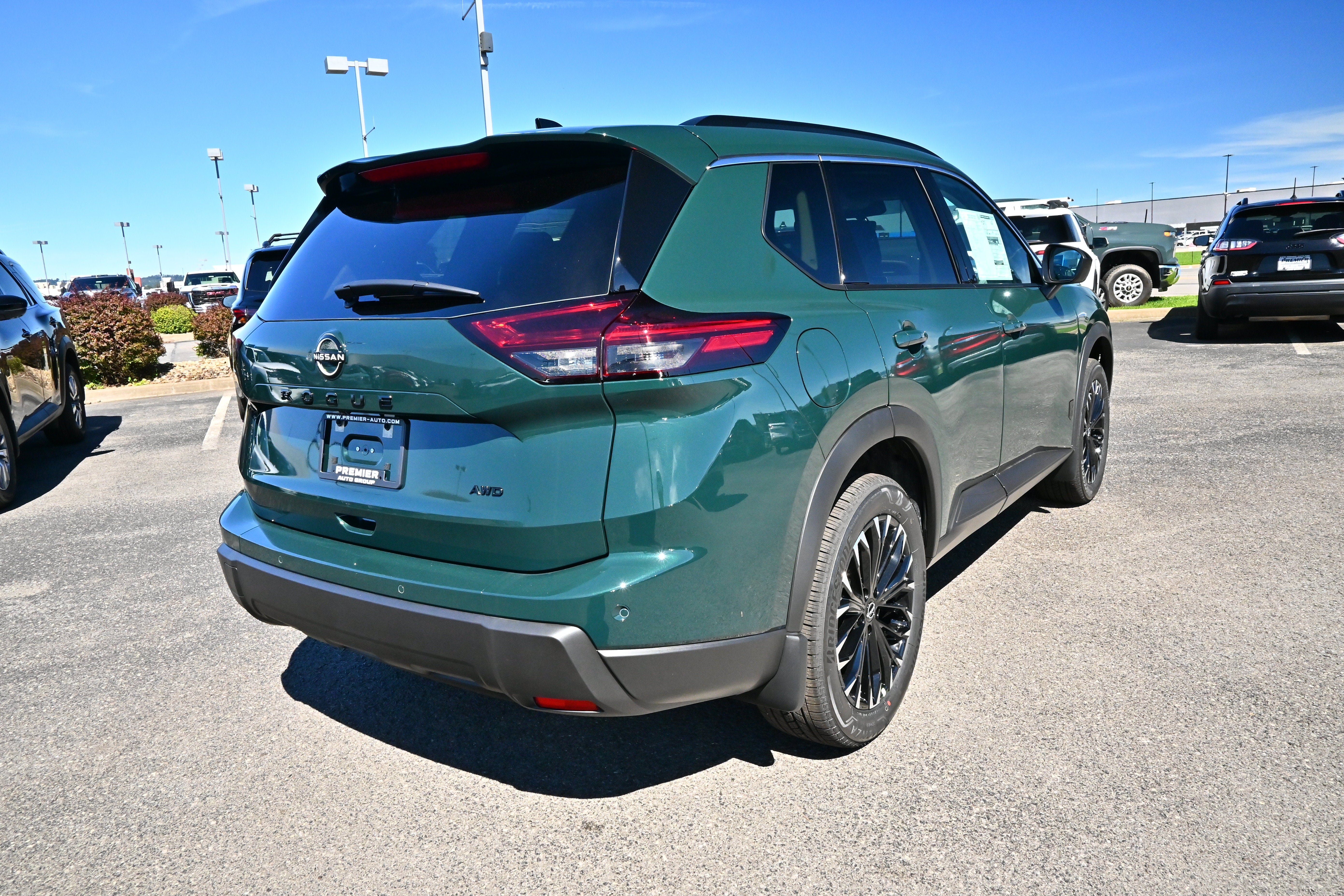 2026 Nissan Rogue Dark Armor™
