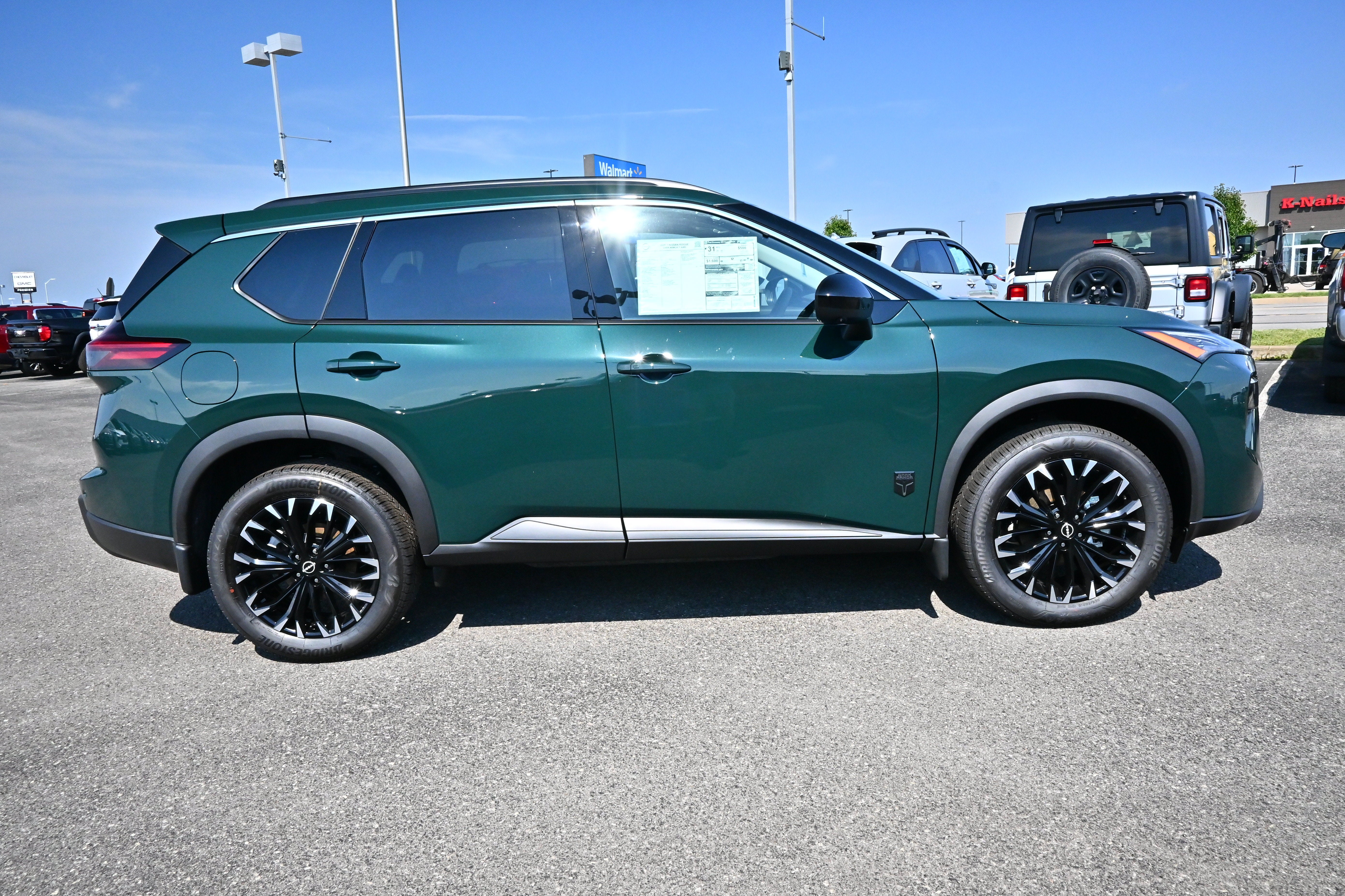 2026 Nissan Rogue Dark Armor™