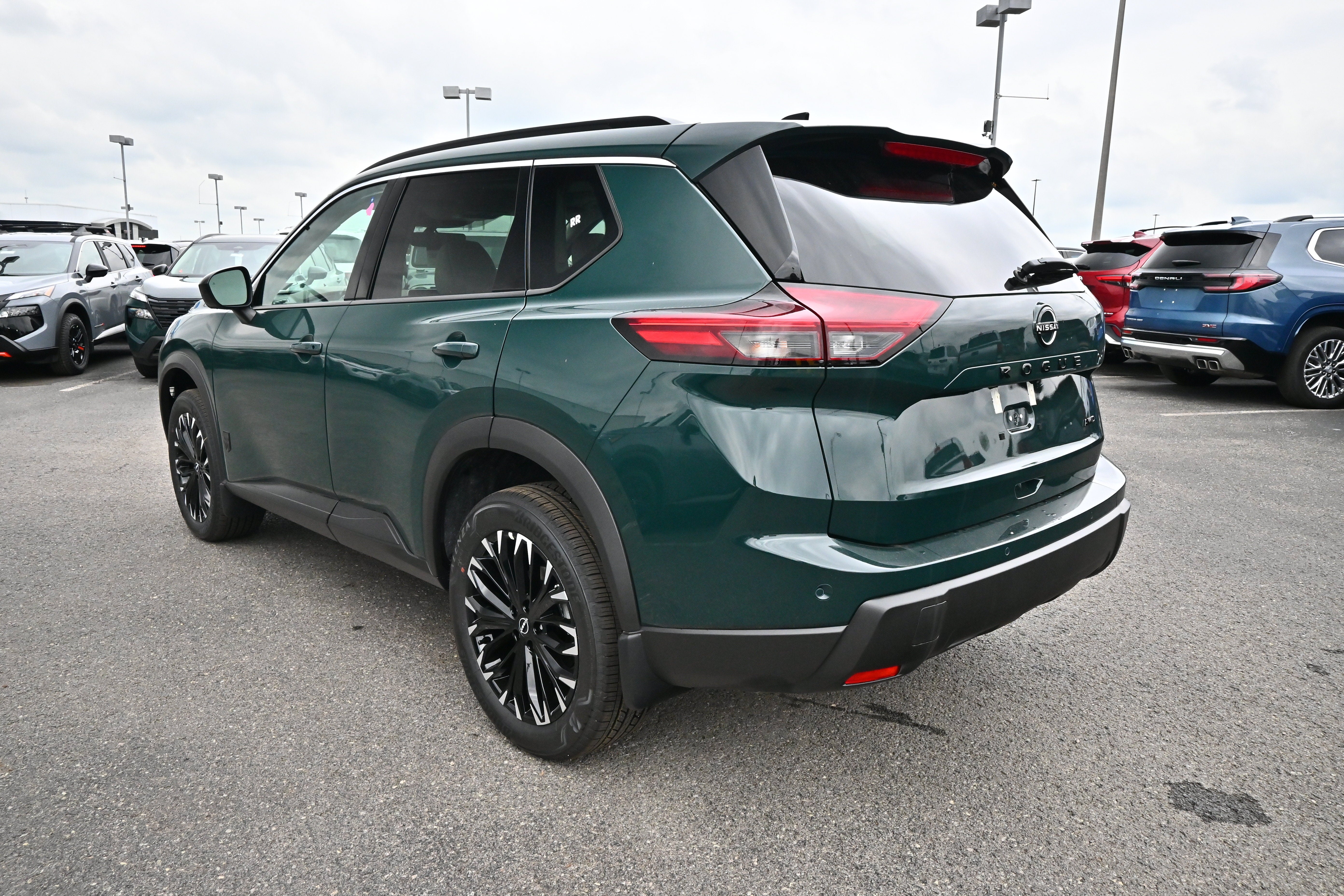 2026 Nissan Rogue Dark Armor™