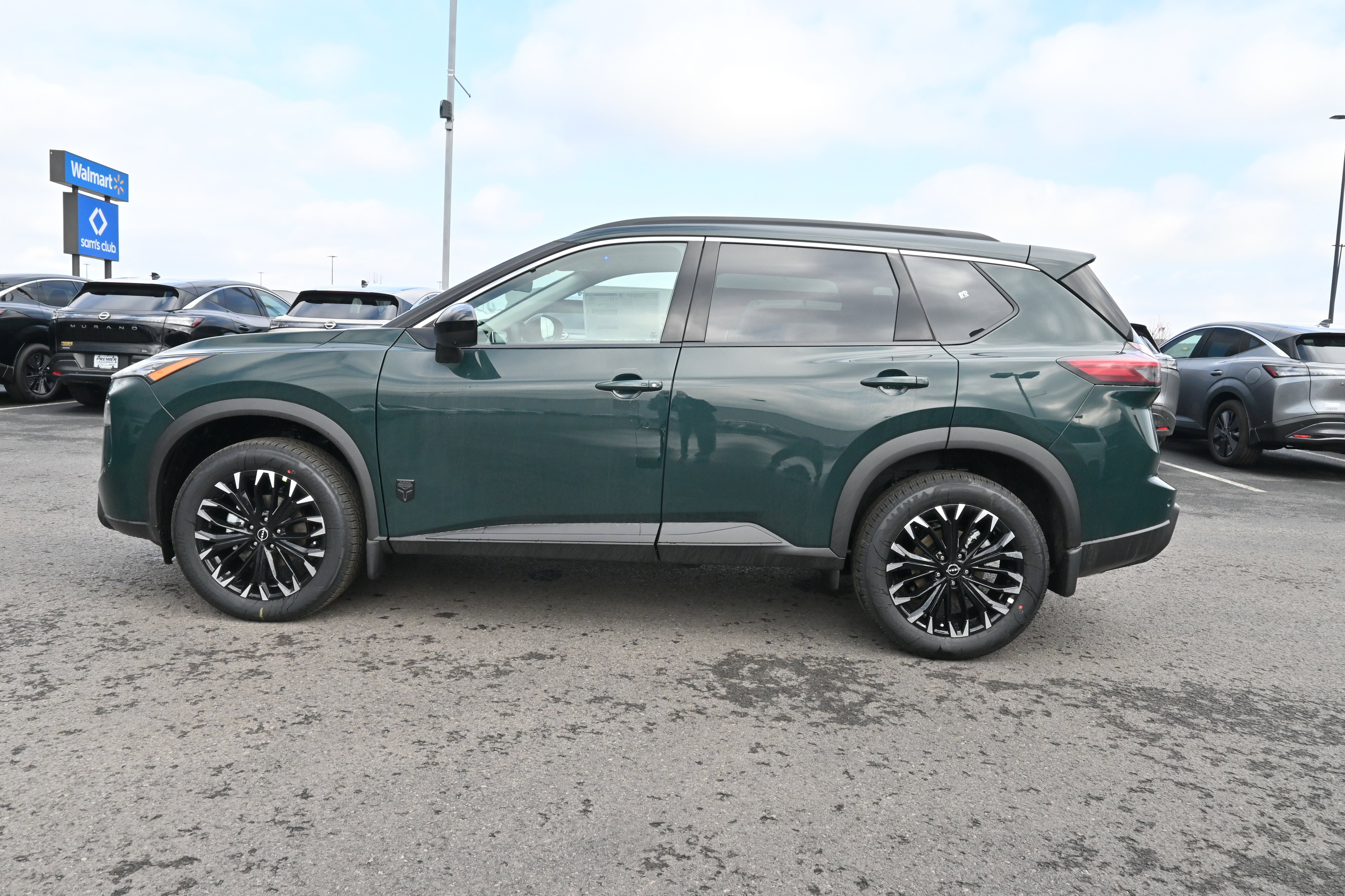 2026 Nissan Rogue Dark Armor™