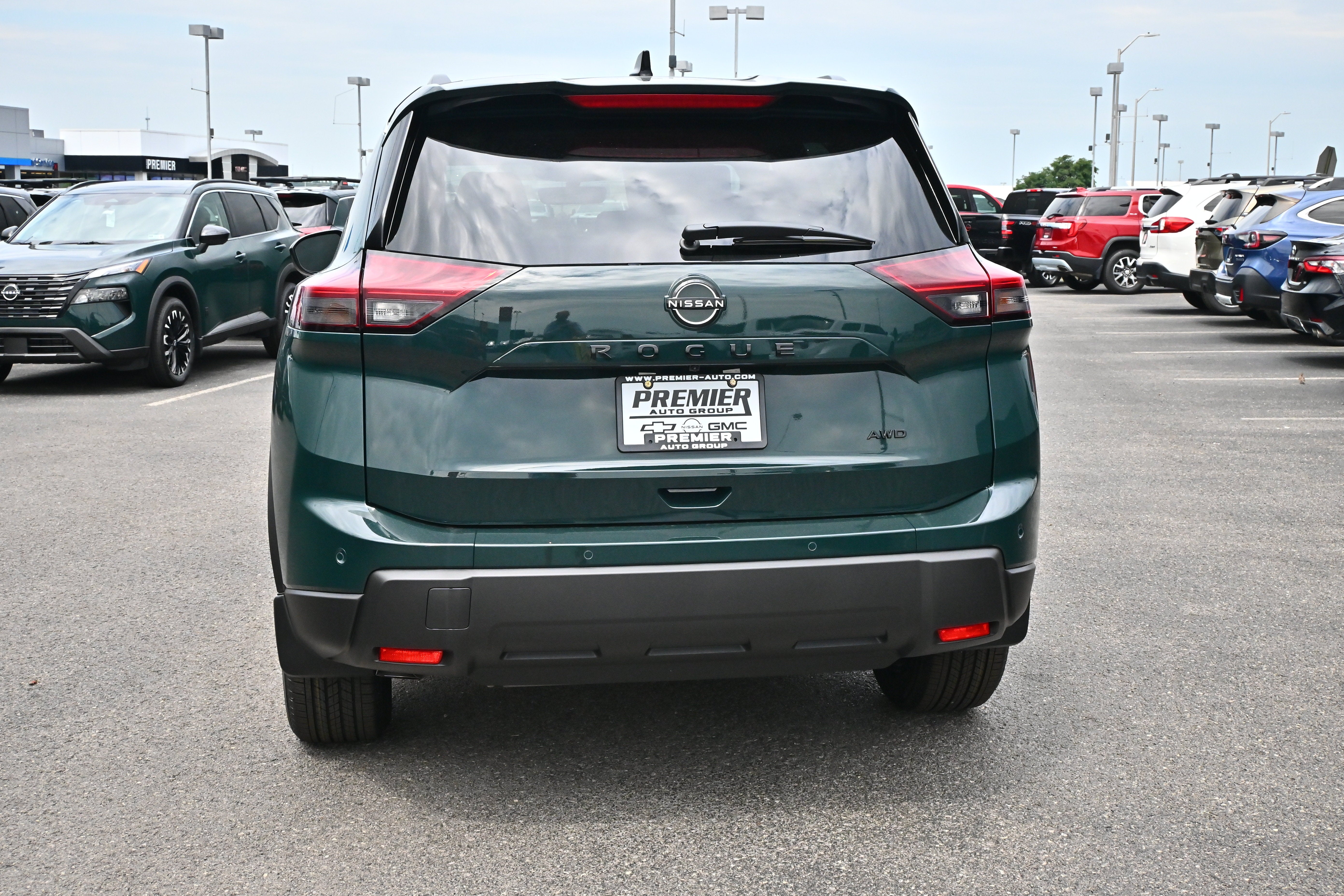 2026 Nissan Rogue Dark Armor™
