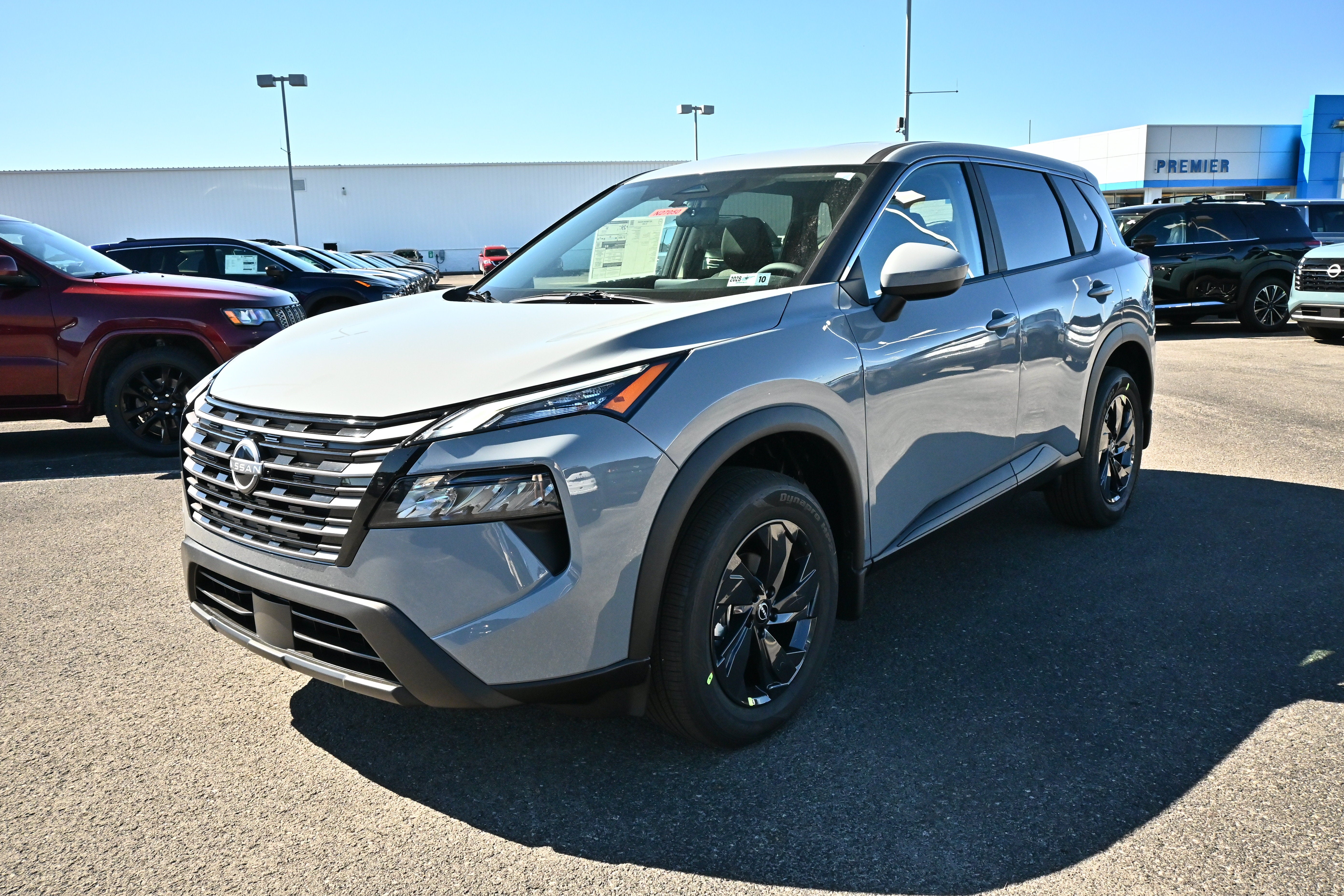 2027 Nissan Rogue SV